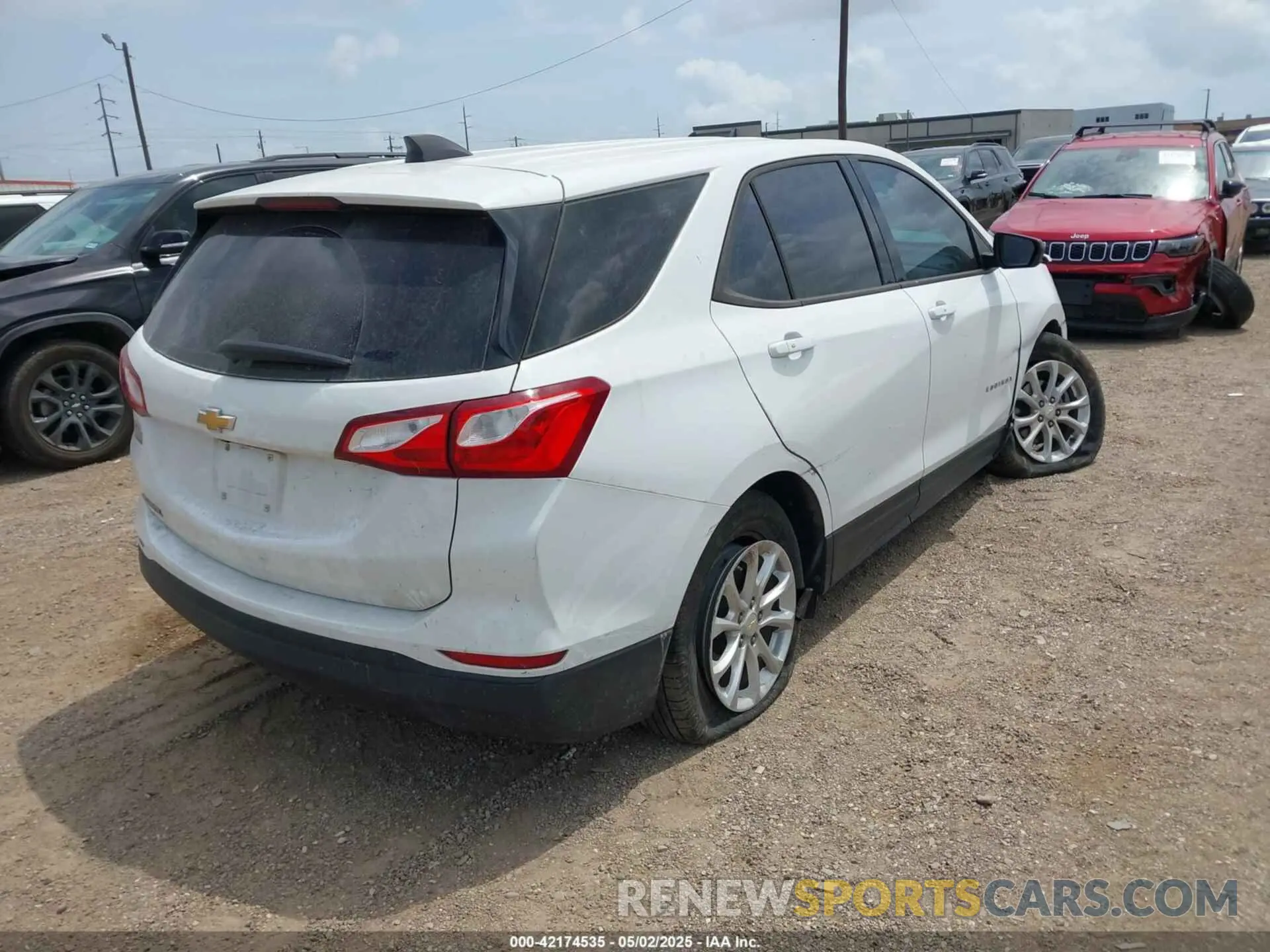 4 fotografías del automóvil dañado 2GNAXHEVXK6290509 CHEVROLET EQUINOX 2019
