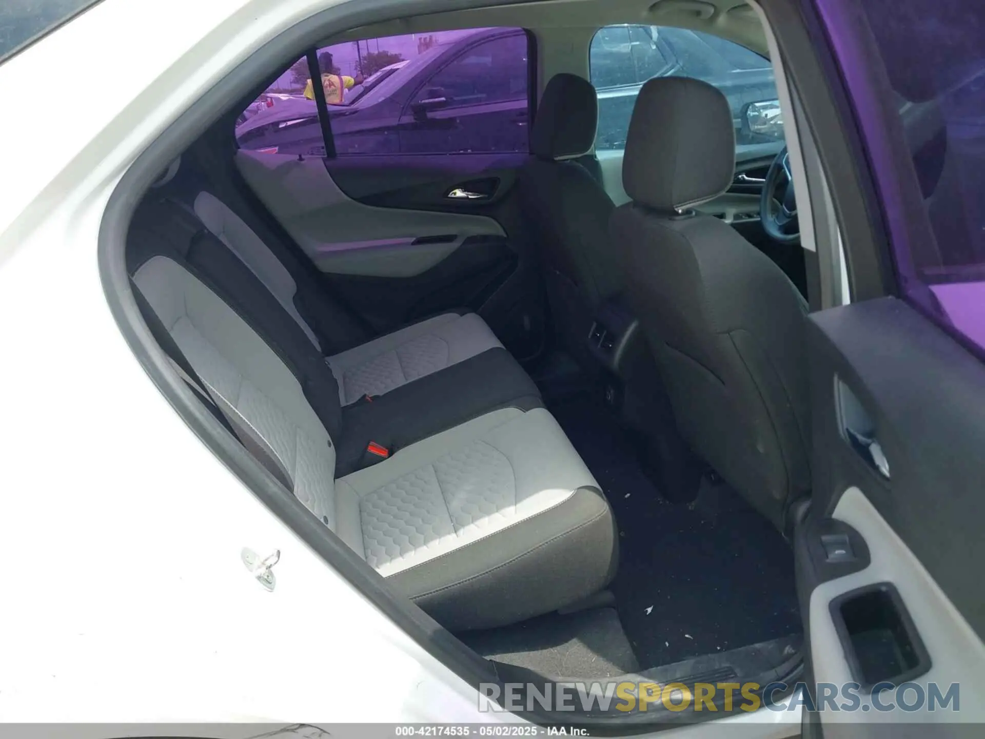 8 fotografías del automóvil dañado 2GNAXHEVXK6290509 CHEVROLET EQUINOX 2019