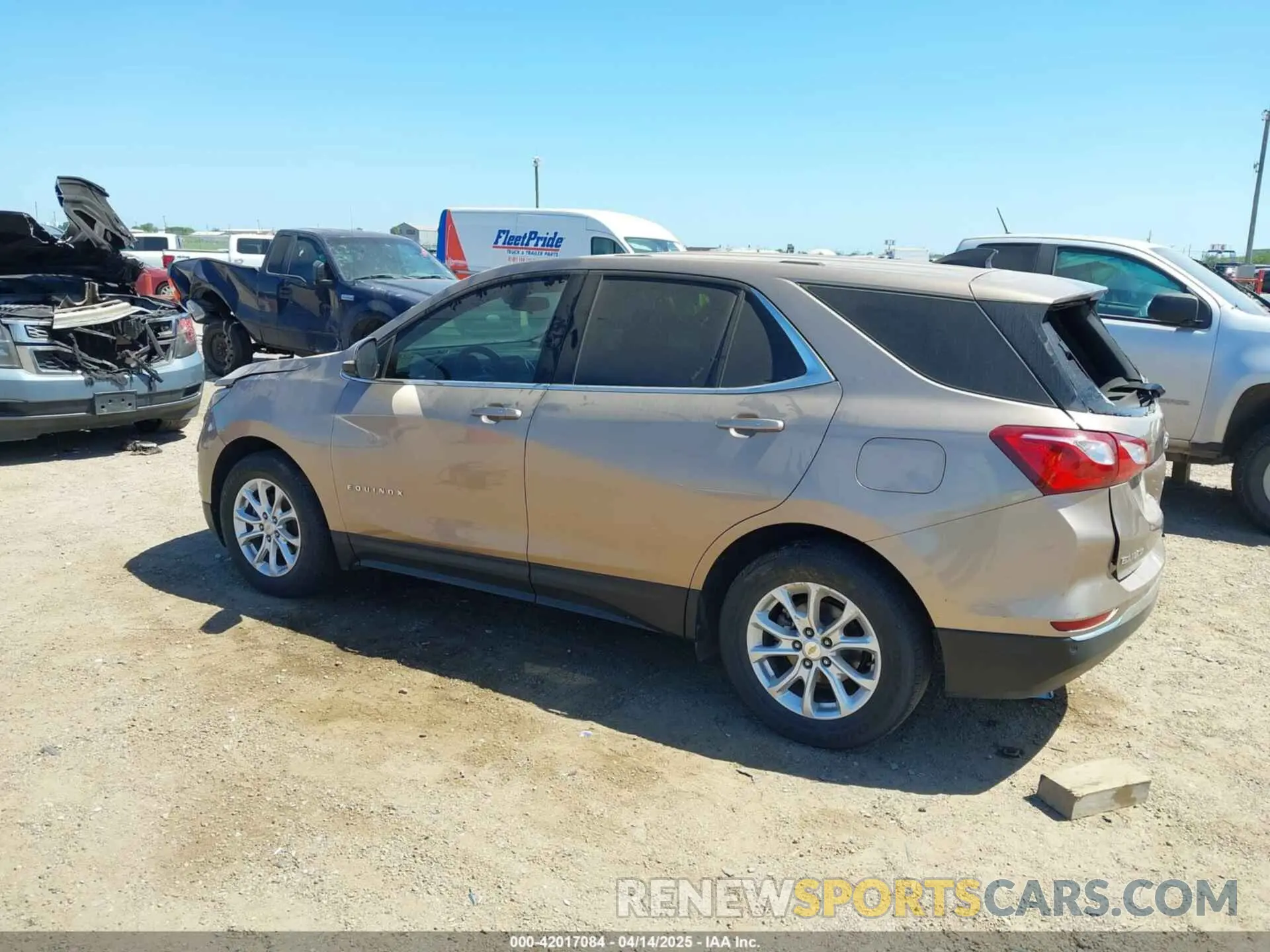 3 fotografías del automóvil dañado 2GNAXJEV2K6239416 CHEVROLET EQUINOX 2019