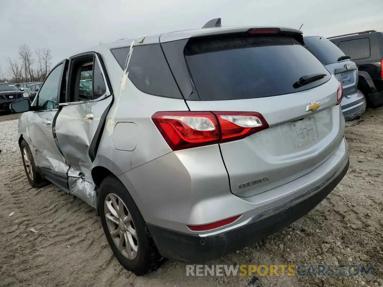 2 fotografías del automóvil dañado 2GNAXJEV7K6150828 CHEVROLET EQUINOX 2019