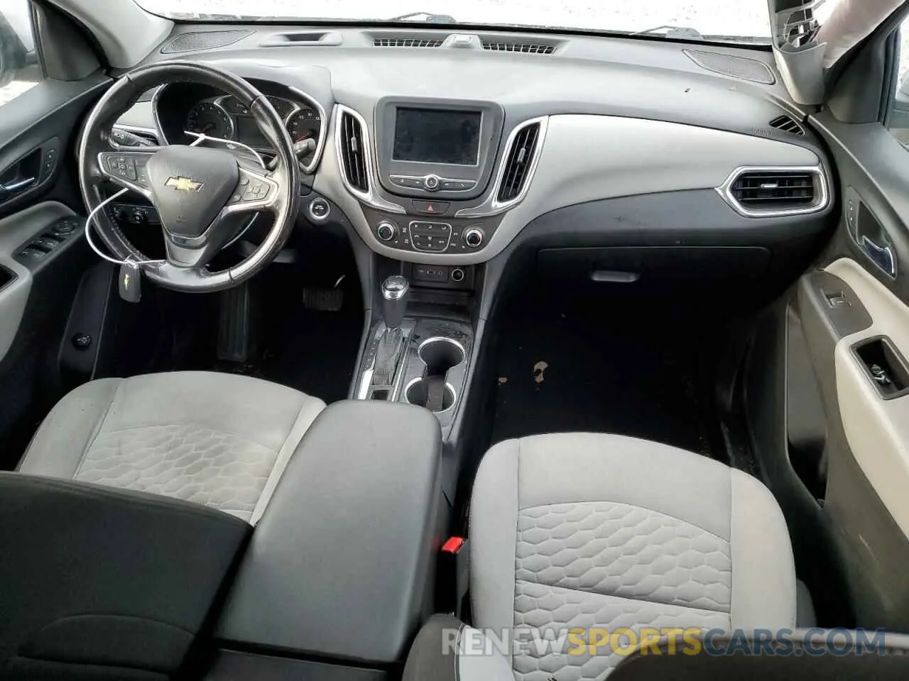 8 fotografías del automóvil dañado 2GNAXJEV7K6150828 CHEVROLET EQUINOX 2019