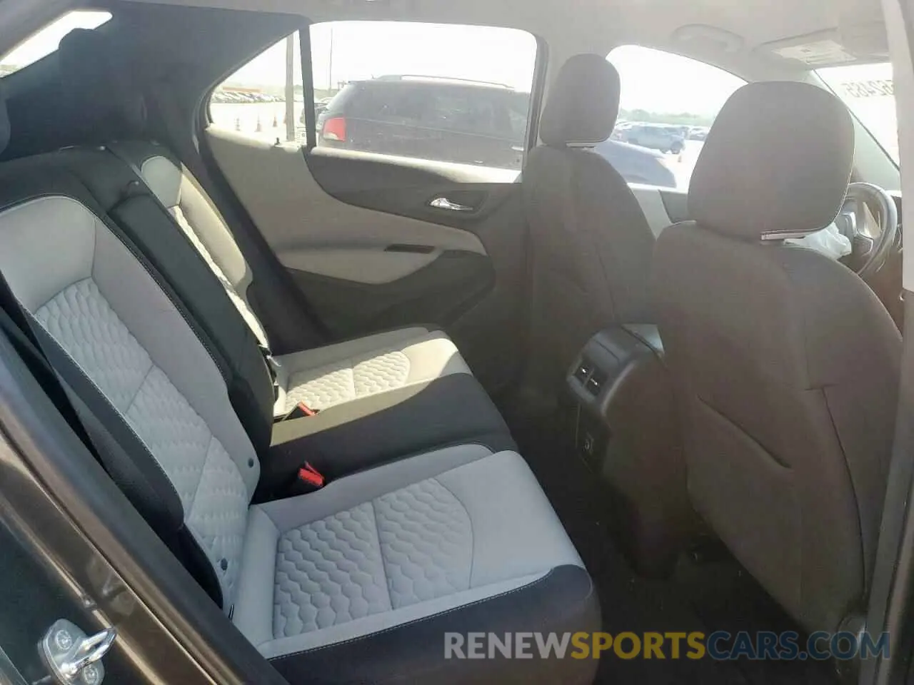 11 fotografías del automóvil dañado 2GNAXJEV9K6278066 CHEVROLET EQUINOX 2019