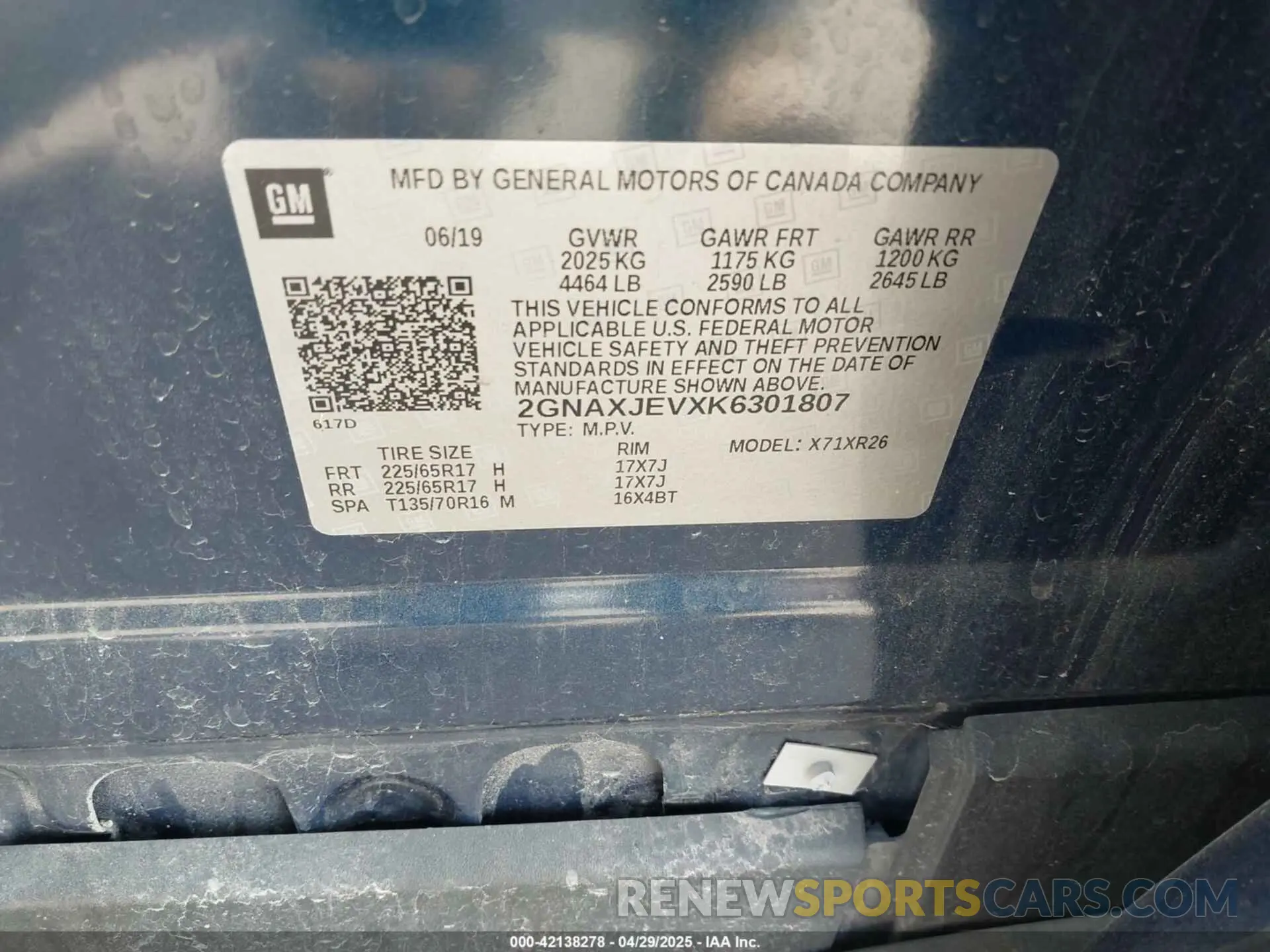 9 fotografías del automóvil dañado 2GNAXJEVXK6301807 CHEVROLET EQUINOX 2019