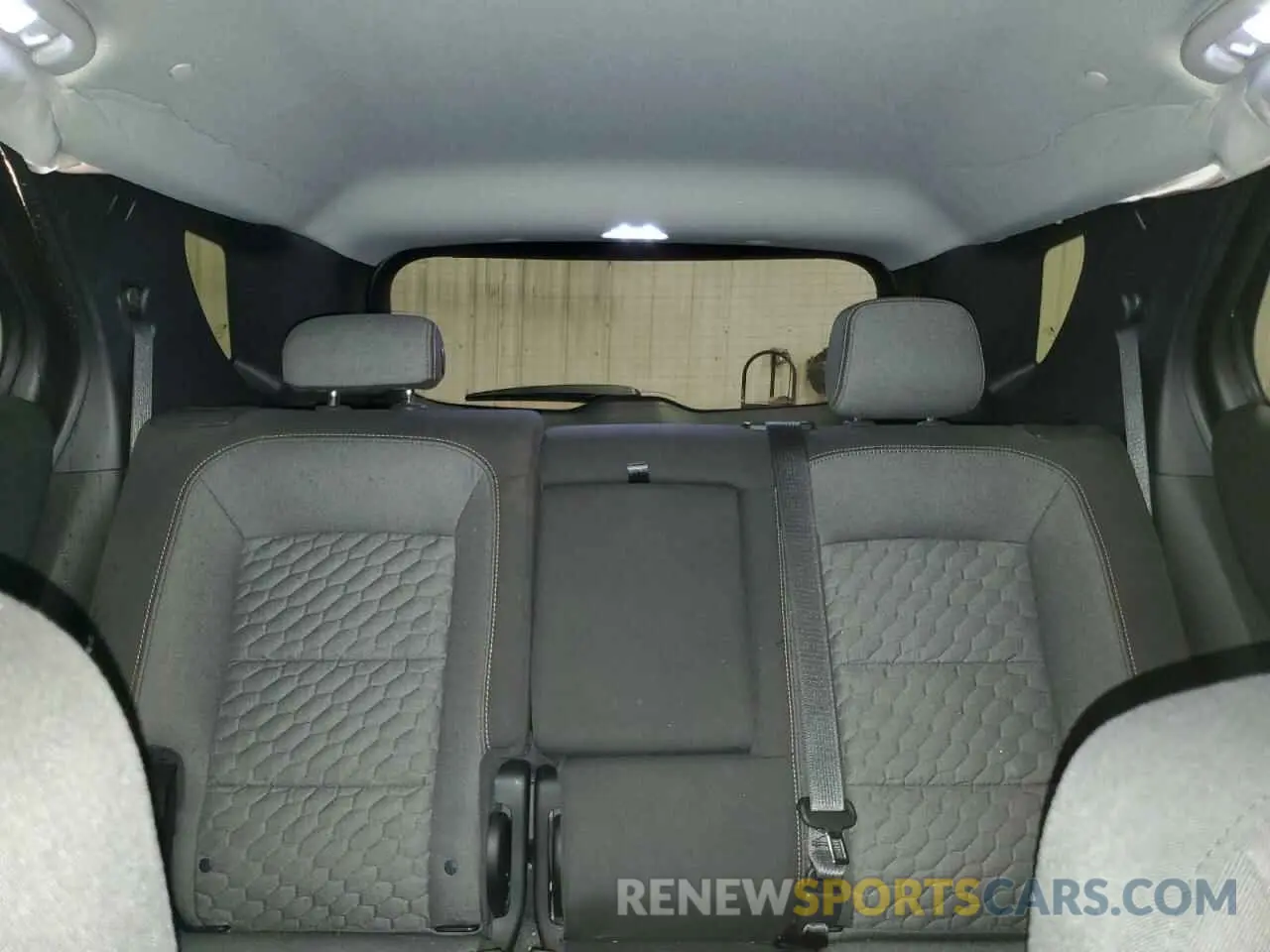 10 fotografías del automóvil dañado 2GNAXKEV0K6152183 CHEVROLET EQUINOX 2019
