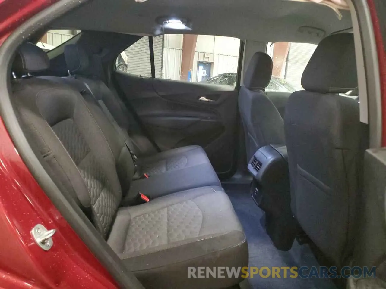 11 fotografías del automóvil dañado 2GNAXKEV0K6152183 CHEVROLET EQUINOX 2019