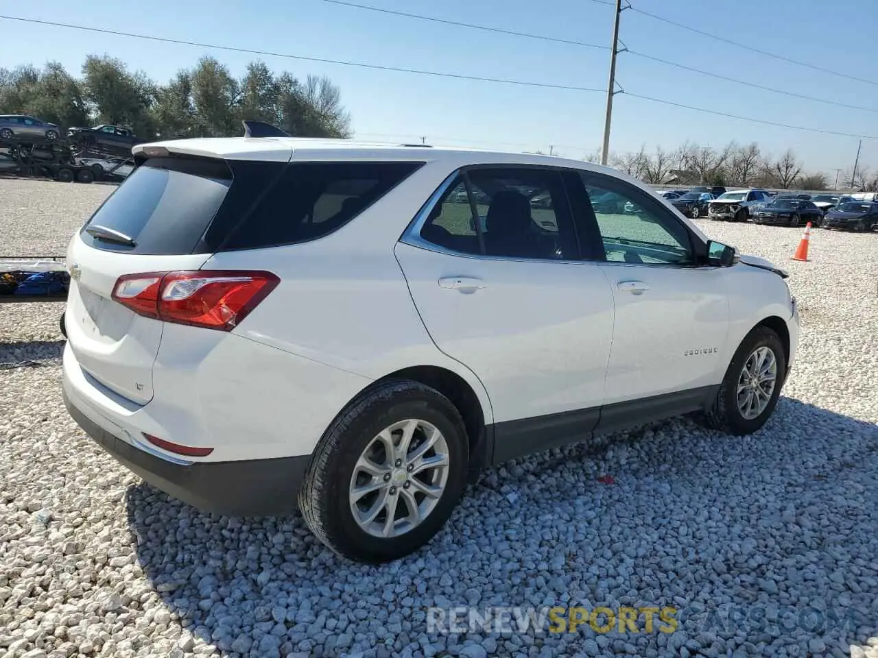 3 fotografías del automóvil dañado 2GNAXKEV0K6159280 CHEVROLET EQUINOX 2019