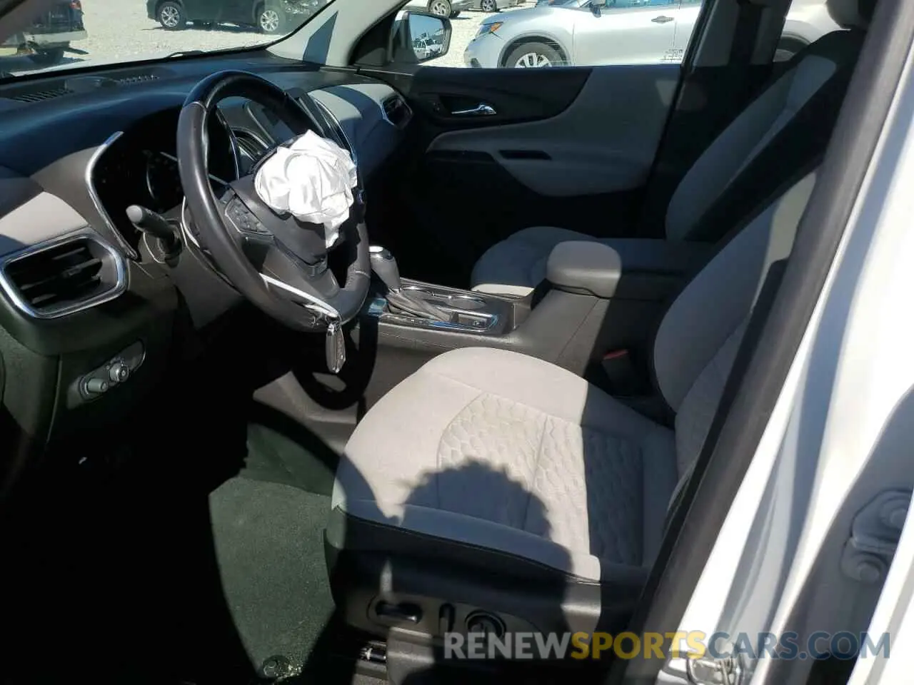 7 fotografías del automóvil dañado 2GNAXKEV0K6159280 CHEVROLET EQUINOX 2019
