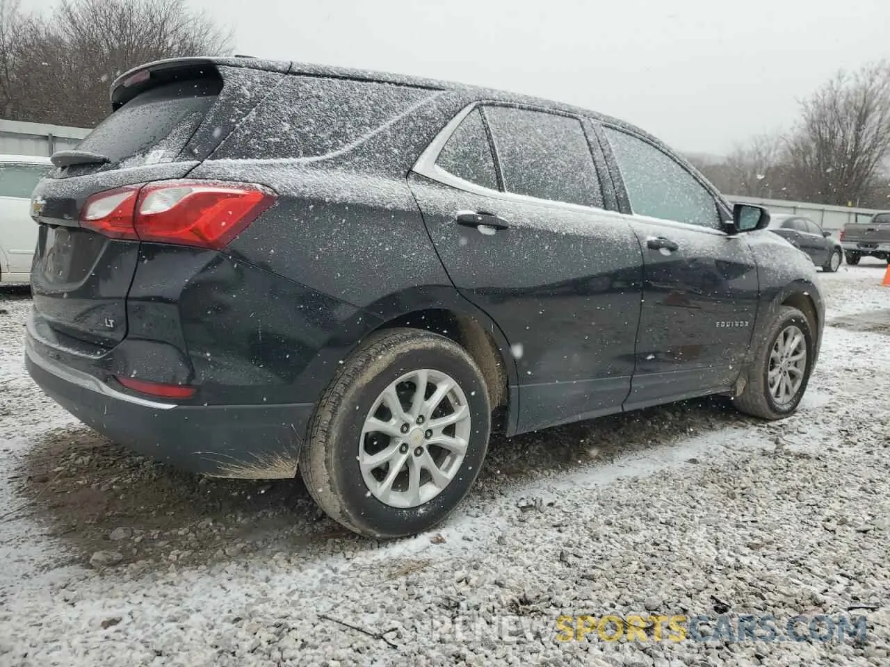 3 fotografías del automóvil dañado 2GNAXKEV0K6166990 CHEVROLET EQUINOX 2019