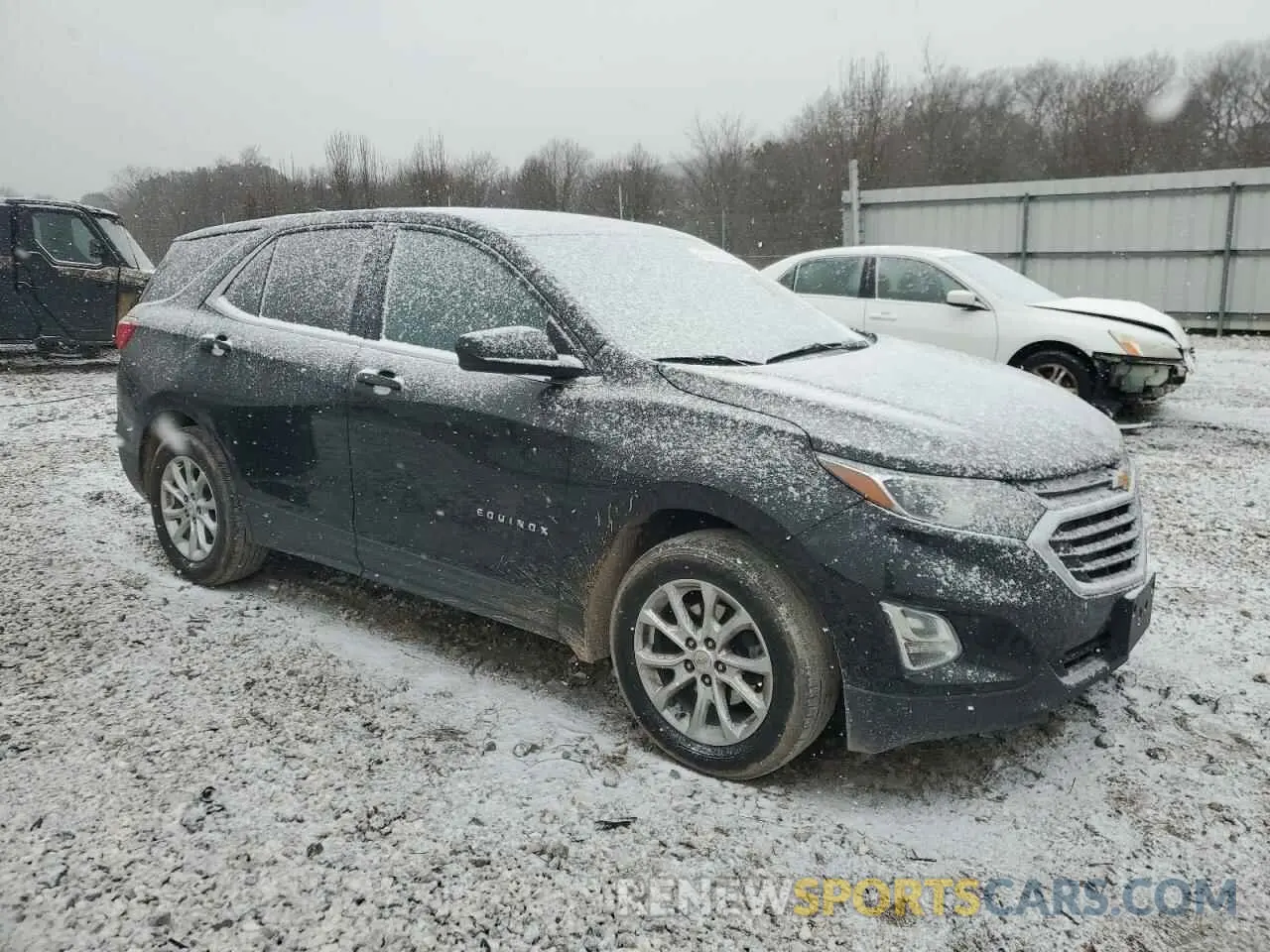 4 fotografías del automóvil dañado 2GNAXKEV0K6166990 CHEVROLET EQUINOX 2019