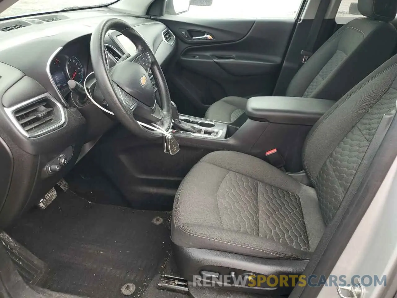 7 fotografías del automóvil dañado 2GNAXKEV0K6233524 CHEVROLET EQUINOX 2019