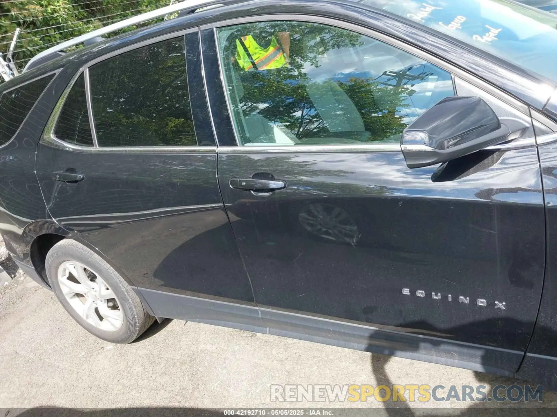 13 fotografías del automóvil dañado 2GNAXKEV0K6247052 CHEVROLET EQUINOX 2019