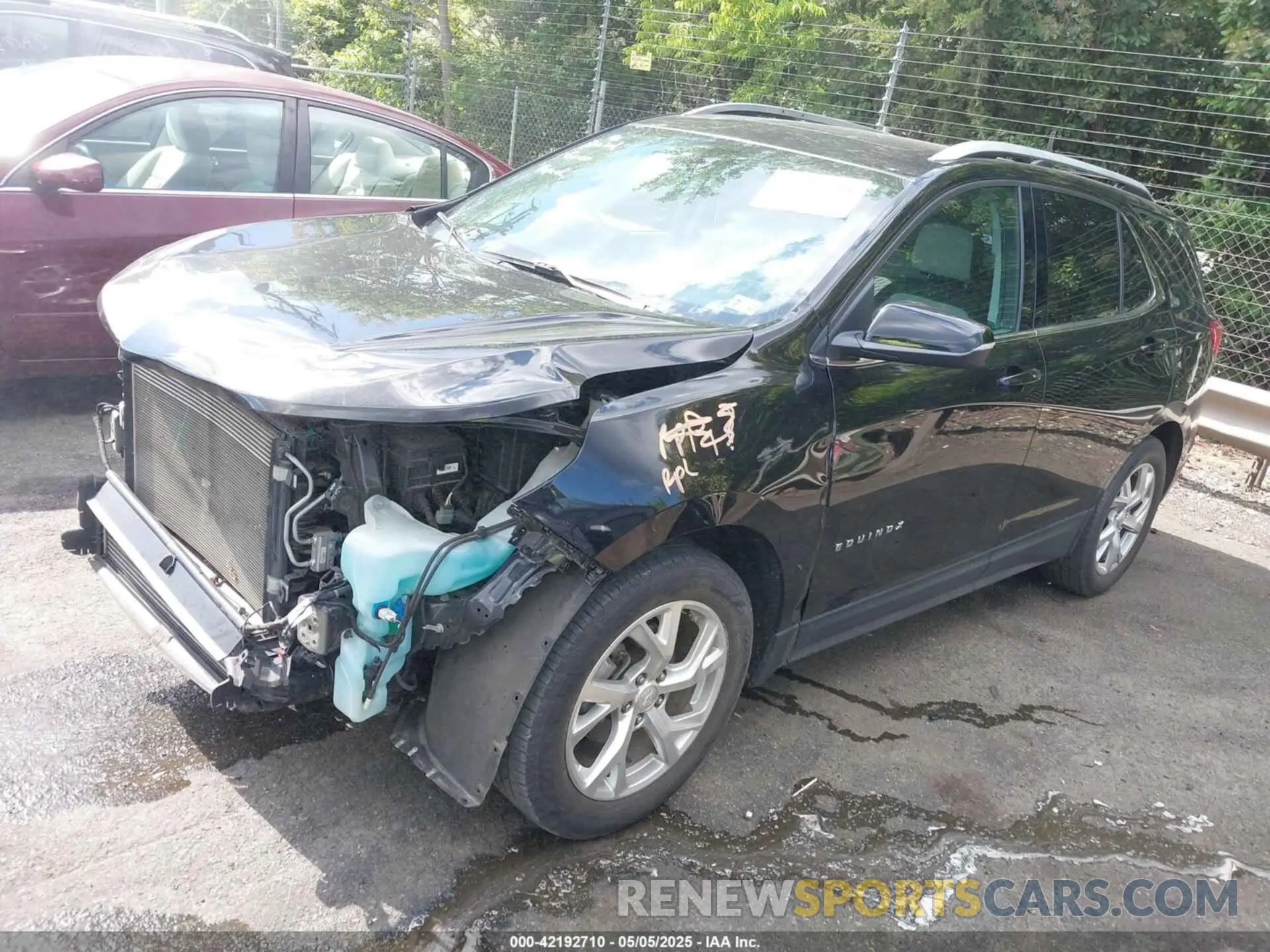 2 fotografías del automóvil dañado 2GNAXKEV0K6247052 CHEVROLET EQUINOX 2019