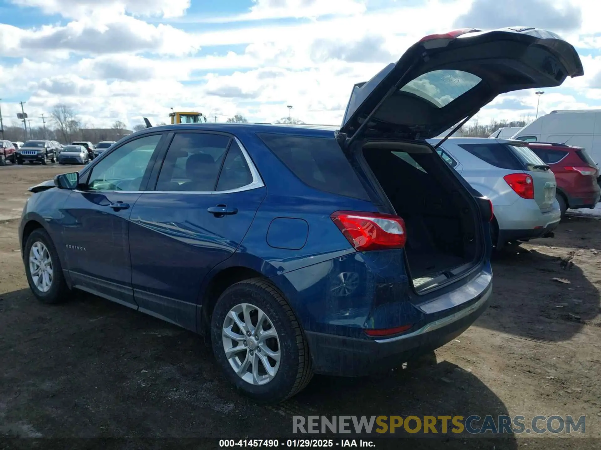 3 fotografías del automóvil dañado 2GNAXKEV0K6296672 CHEVROLET EQUINOX 2019