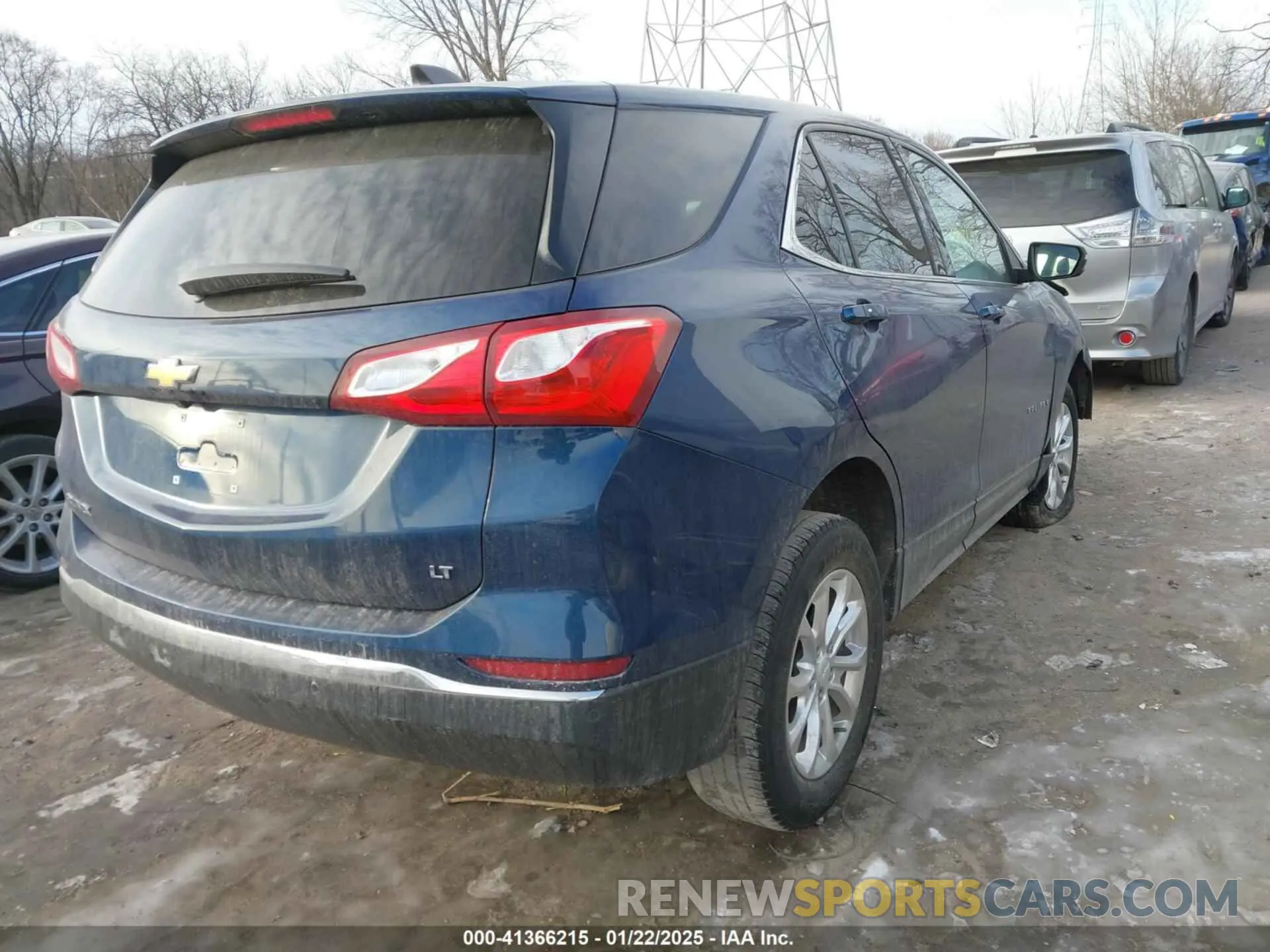 4 fotografías del automóvil dañado 2GNAXKEV1K6174239 CHEVROLET EQUINOX 2019
