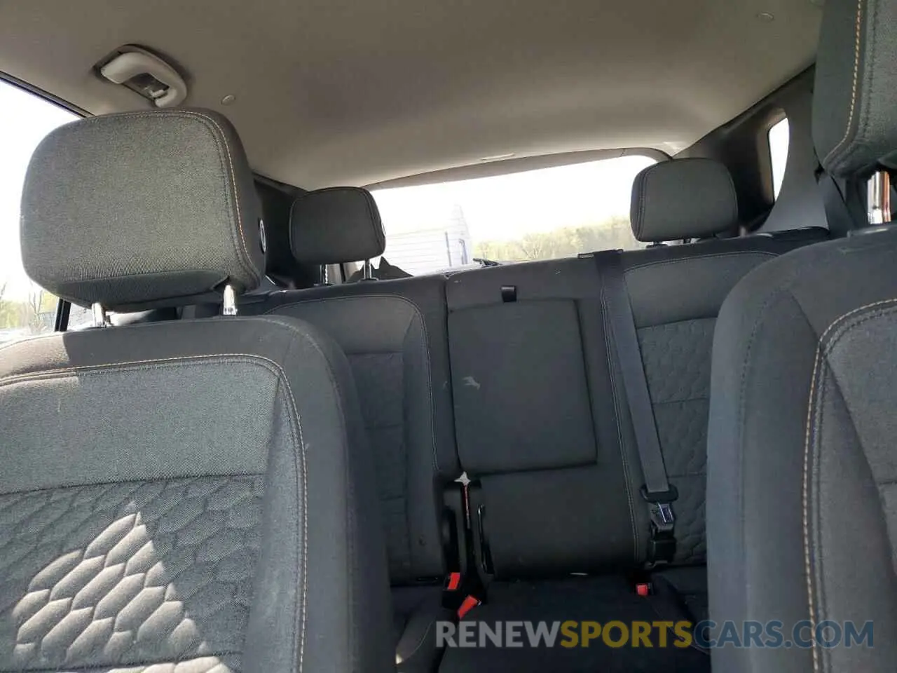10 fotografías del automóvil dañado 2GNAXKEV1K6177397 CHEVROLET EQUINOX 2019