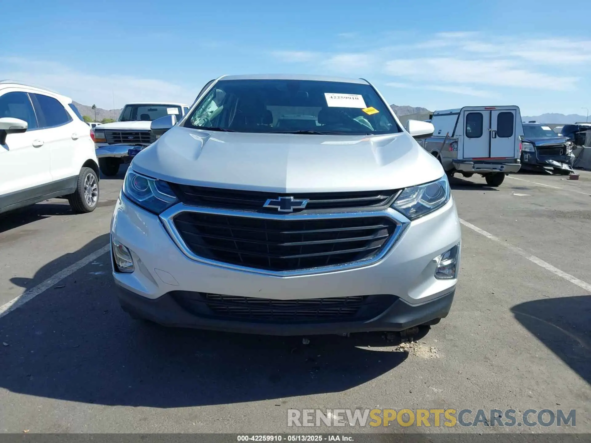 12 fotografías del automóvil dañado 2GNAXKEV1K6186200 CHEVROLET EQUINOX 2019
