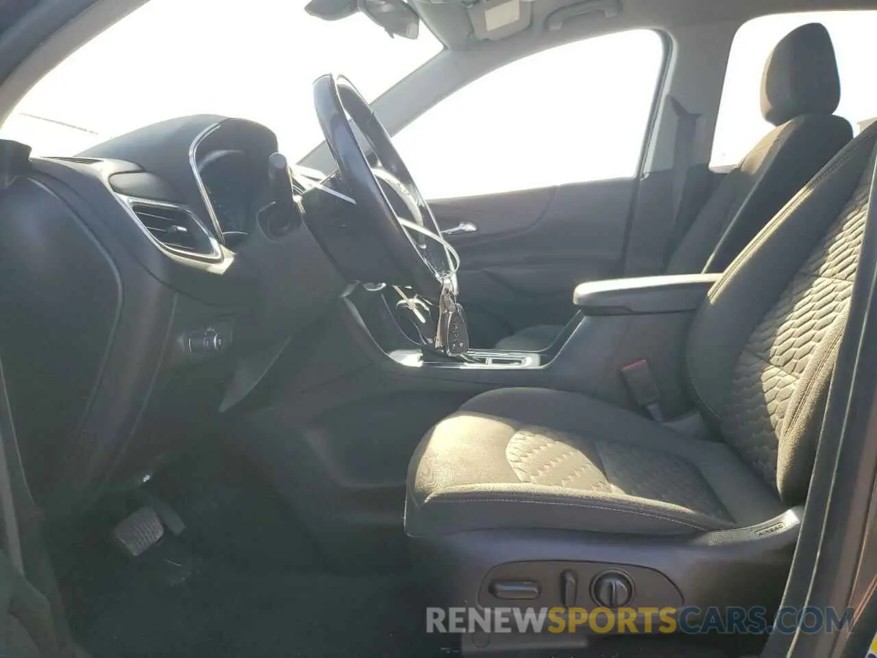 7 fotografías del automóvil dañado 2GNAXKEV1K6194880 CHEVROLET EQUINOX 2019