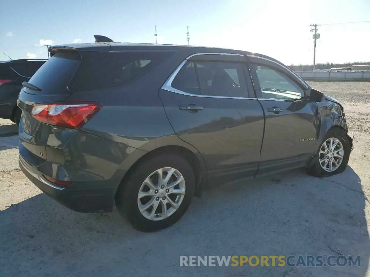 3 fotografías del automóvil dañado 2GNAXKEV1K6198055 CHEVROLET EQUINOX 2019