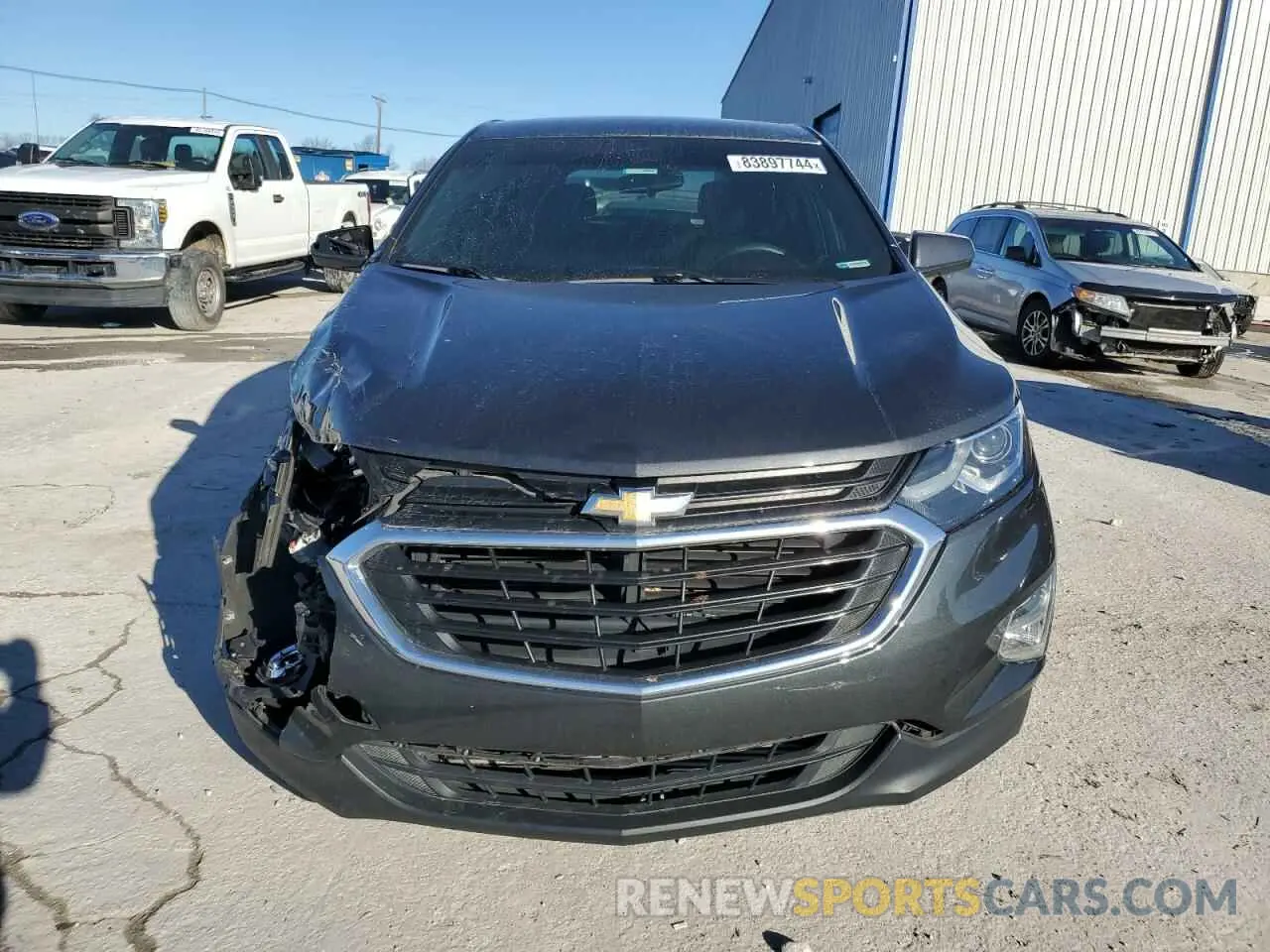 5 fotografías del automóvil dañado 2GNAXKEV1K6198055 CHEVROLET EQUINOX 2019