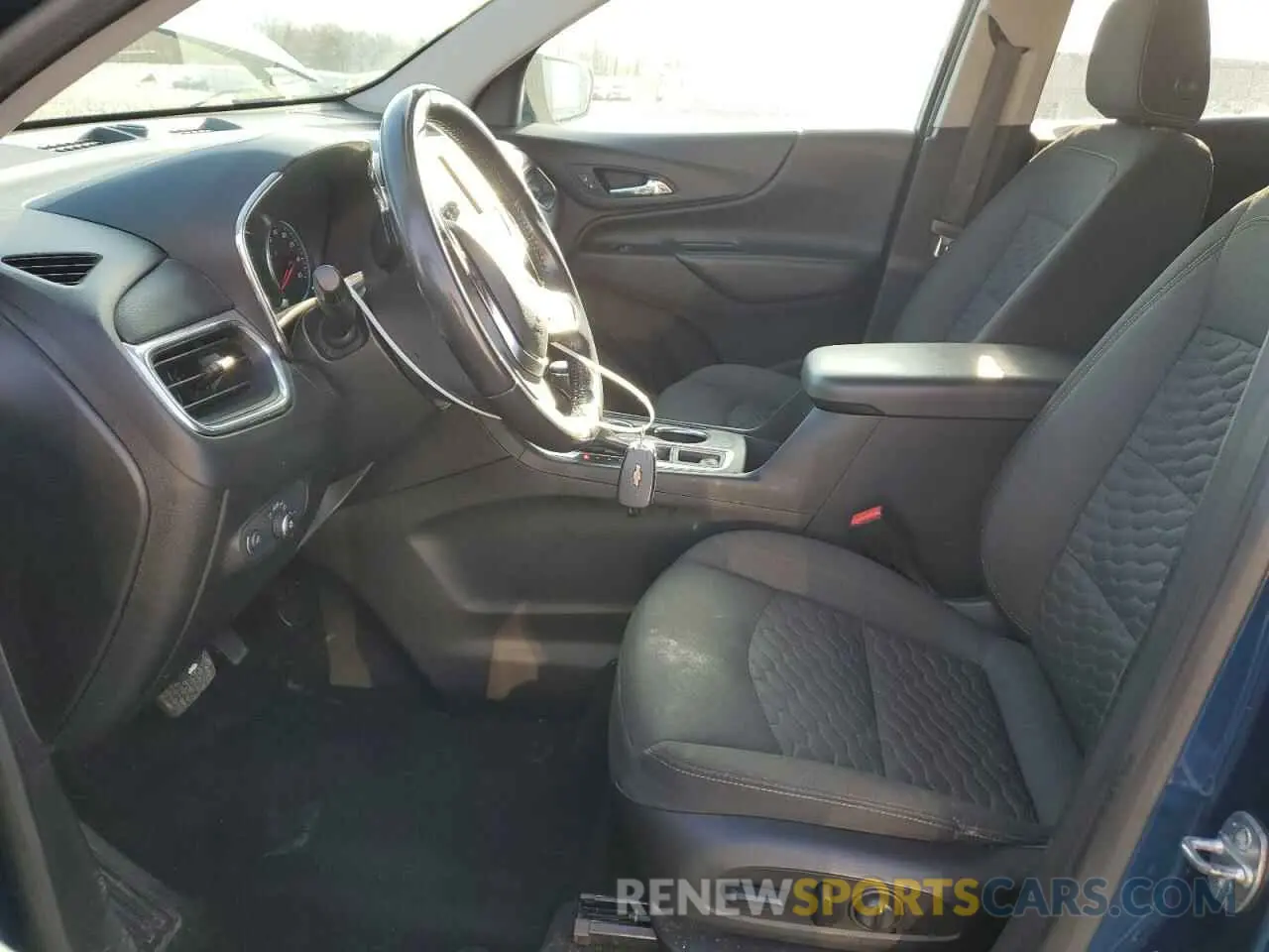 7 fotografías del automóvil dañado 2GNAXKEV1K6201200 CHEVROLET EQUINOX 2019