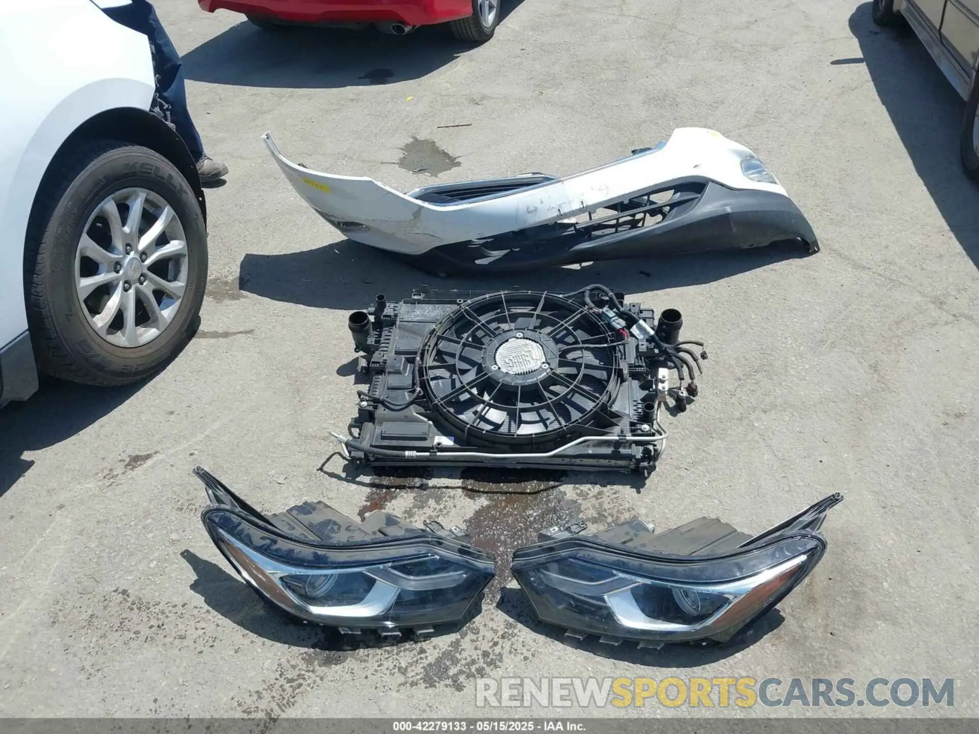 12 fotografías del automóvil dañado 2GNAXKEV2K6125177 CHEVROLET EQUINOX 2019