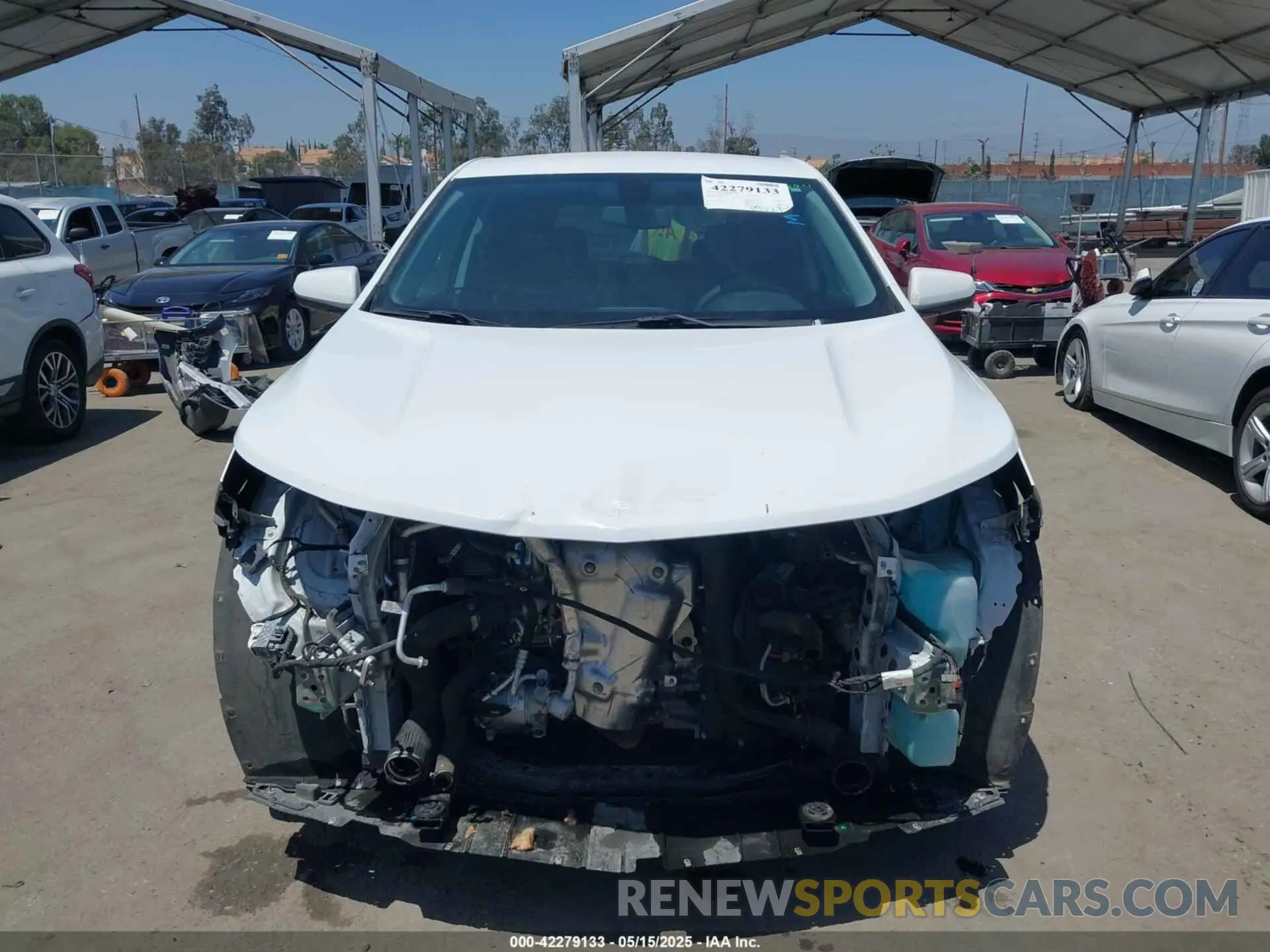 13 fotografías del automóvil dañado 2GNAXKEV2K6125177 CHEVROLET EQUINOX 2019