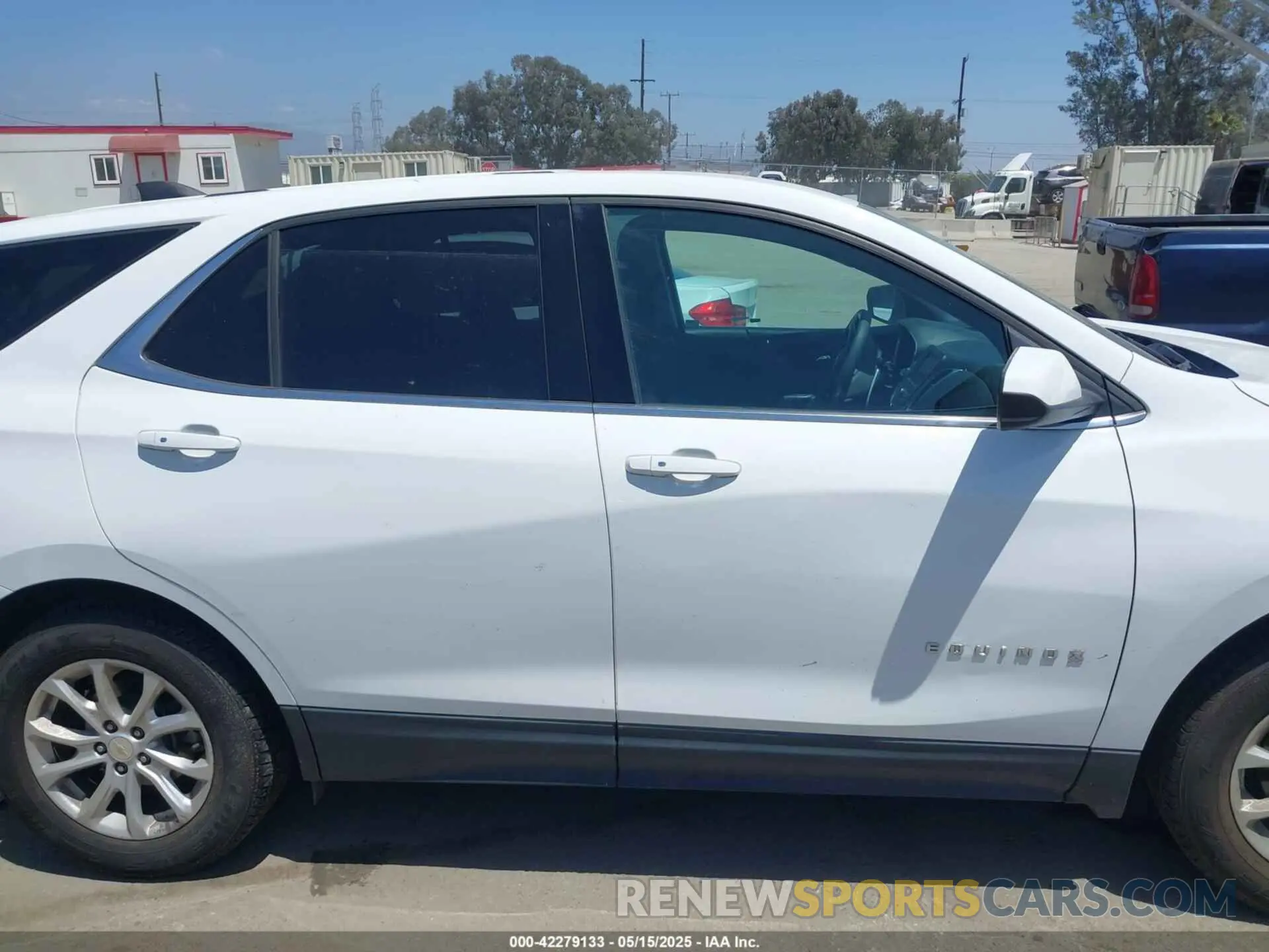 14 fotografías del automóvil dañado 2GNAXKEV2K6125177 CHEVROLET EQUINOX 2019