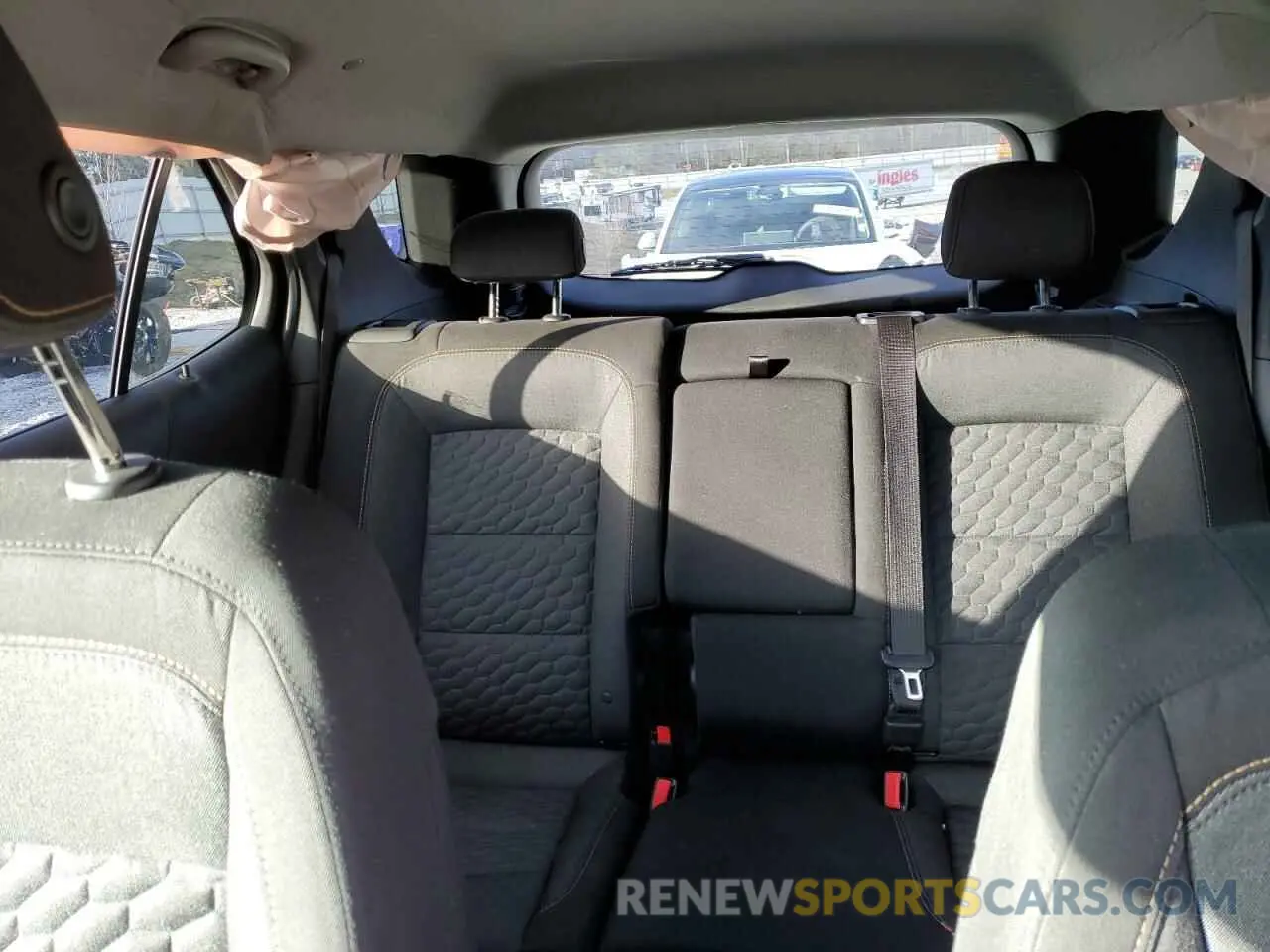 10 fotografías del automóvil dañado 2GNAXKEV2K6132078 CHEVROLET EQUINOX 2019