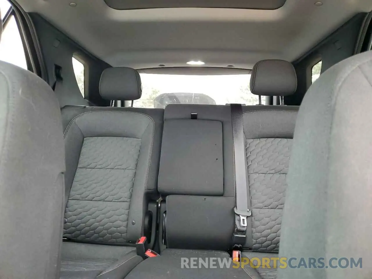 10 fotografías del automóvil dañado 2GNAXKEV3K6123325 CHEVROLET EQUINOX 2019