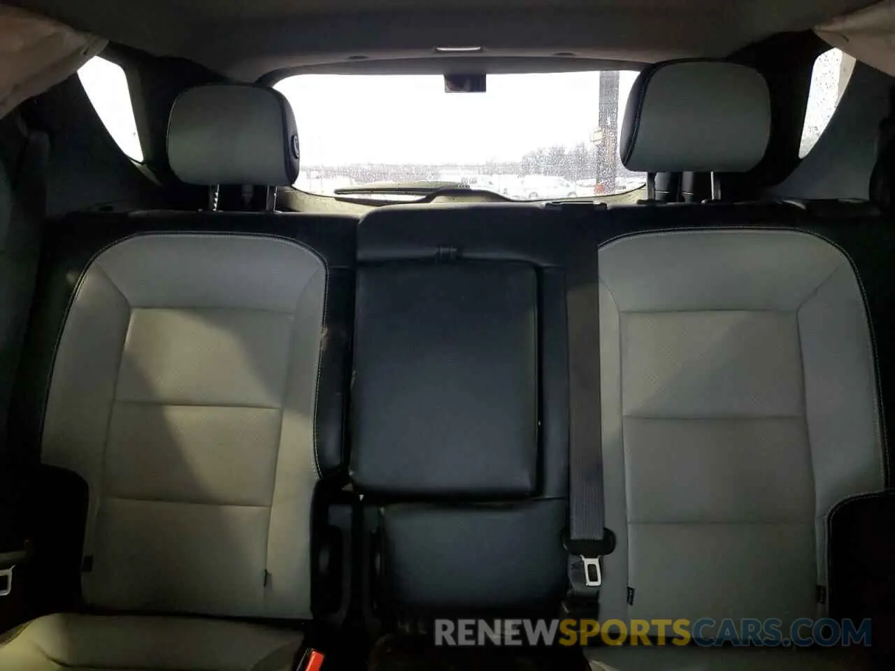 10 fotografías del automóvil dañado 2GNAXKEV3K6124152 CHEVROLET EQUINOX 2019