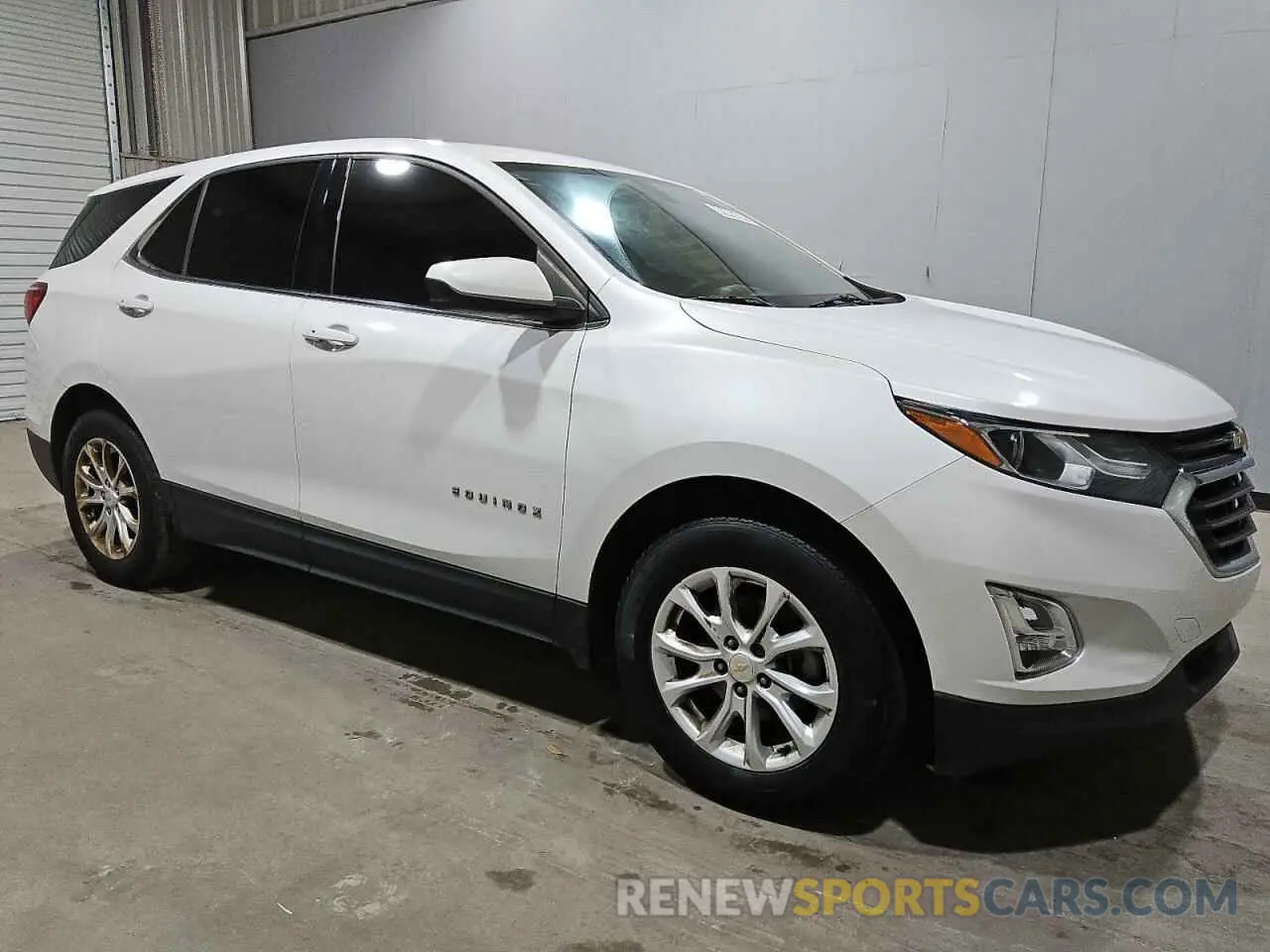 4 fotografías del automóvil dañado 2GNAXKEV3K6124362 CHEVROLET EQUINOX 2019