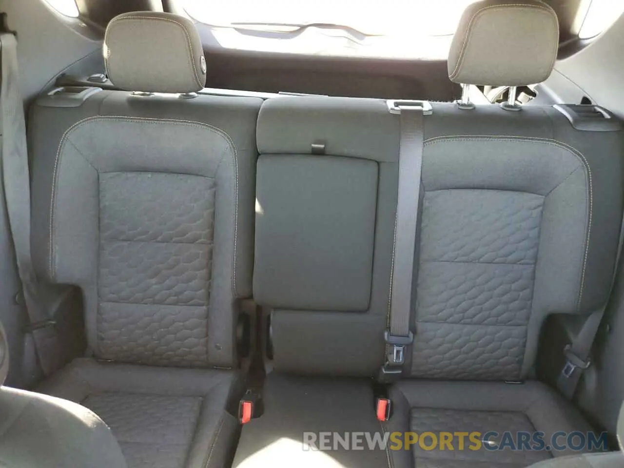 10 fotografías del automóvil dañado 2GNAXKEV3K6140156 CHEVROLET EQUINOX 2019