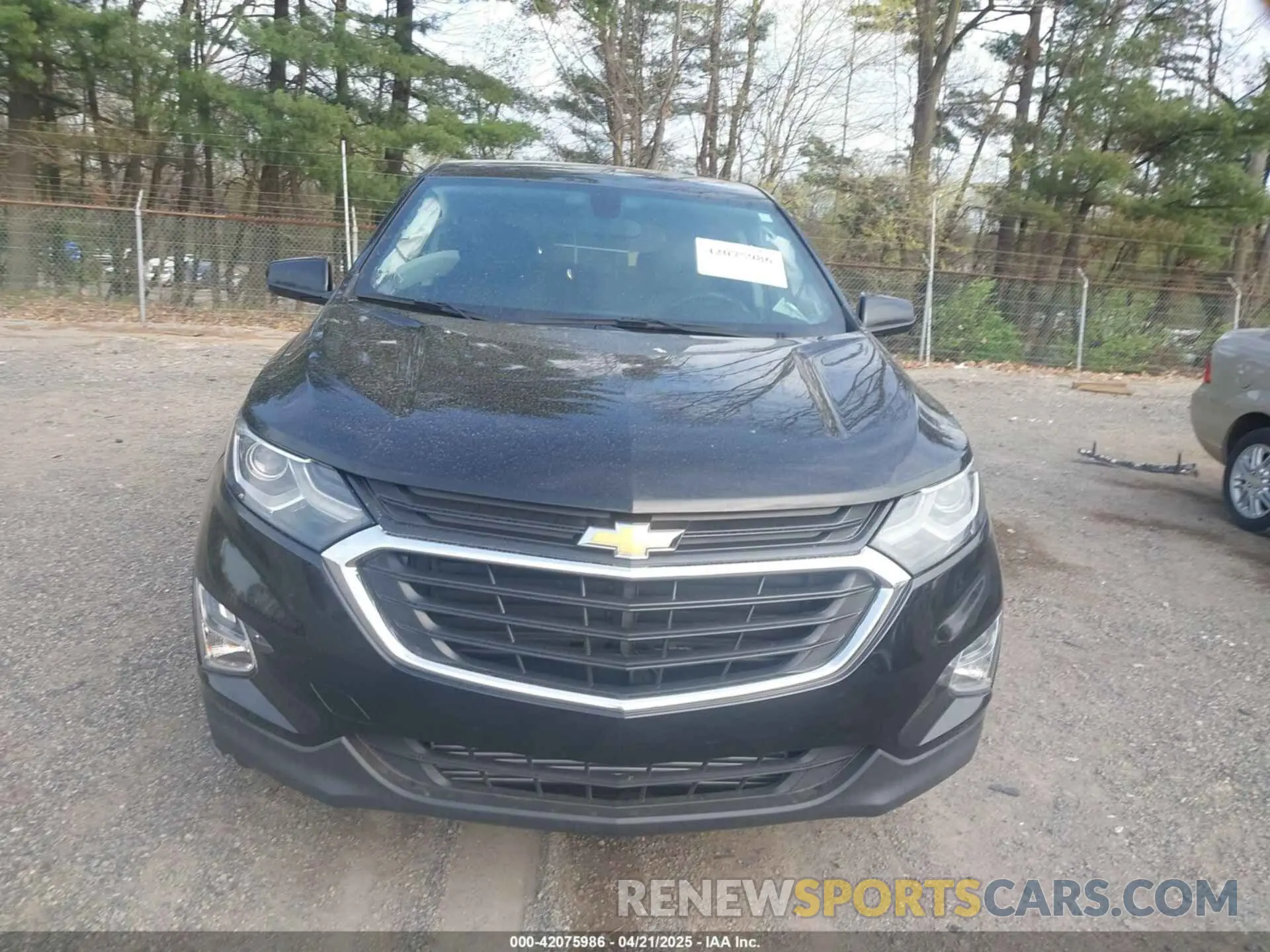12 fotografías del automóvil dañado 2GNAXKEV4K6118943 CHEVROLET EQUINOX 2019