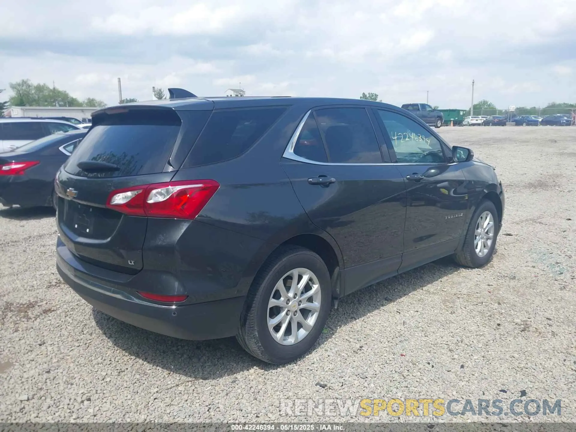 4 fotografías del automóvil dañado 2GNAXKEV4K6151361 CHEVROLET EQUINOX 2019