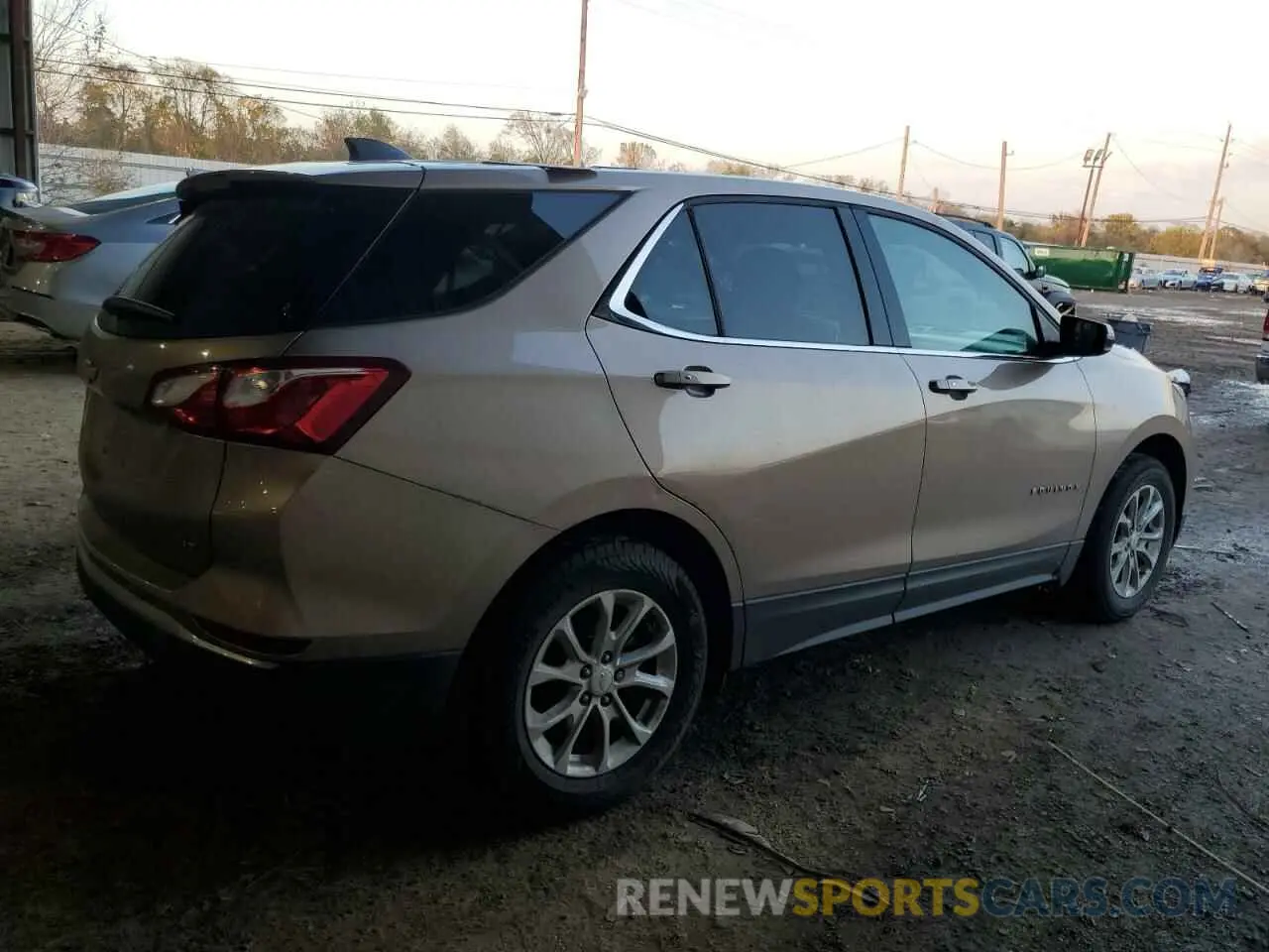 3 fotografías del automóvil dañado 2GNAXKEV4K6181671 CHEVROLET EQUINOX 2019