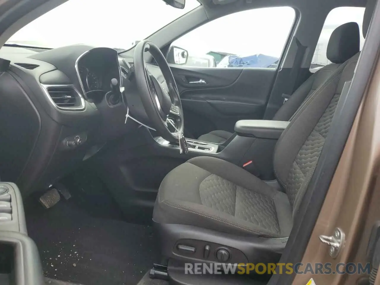 7 fotografías del automóvil dañado 2GNAXKEV4K6201613 CHEVROLET EQUINOX 2019