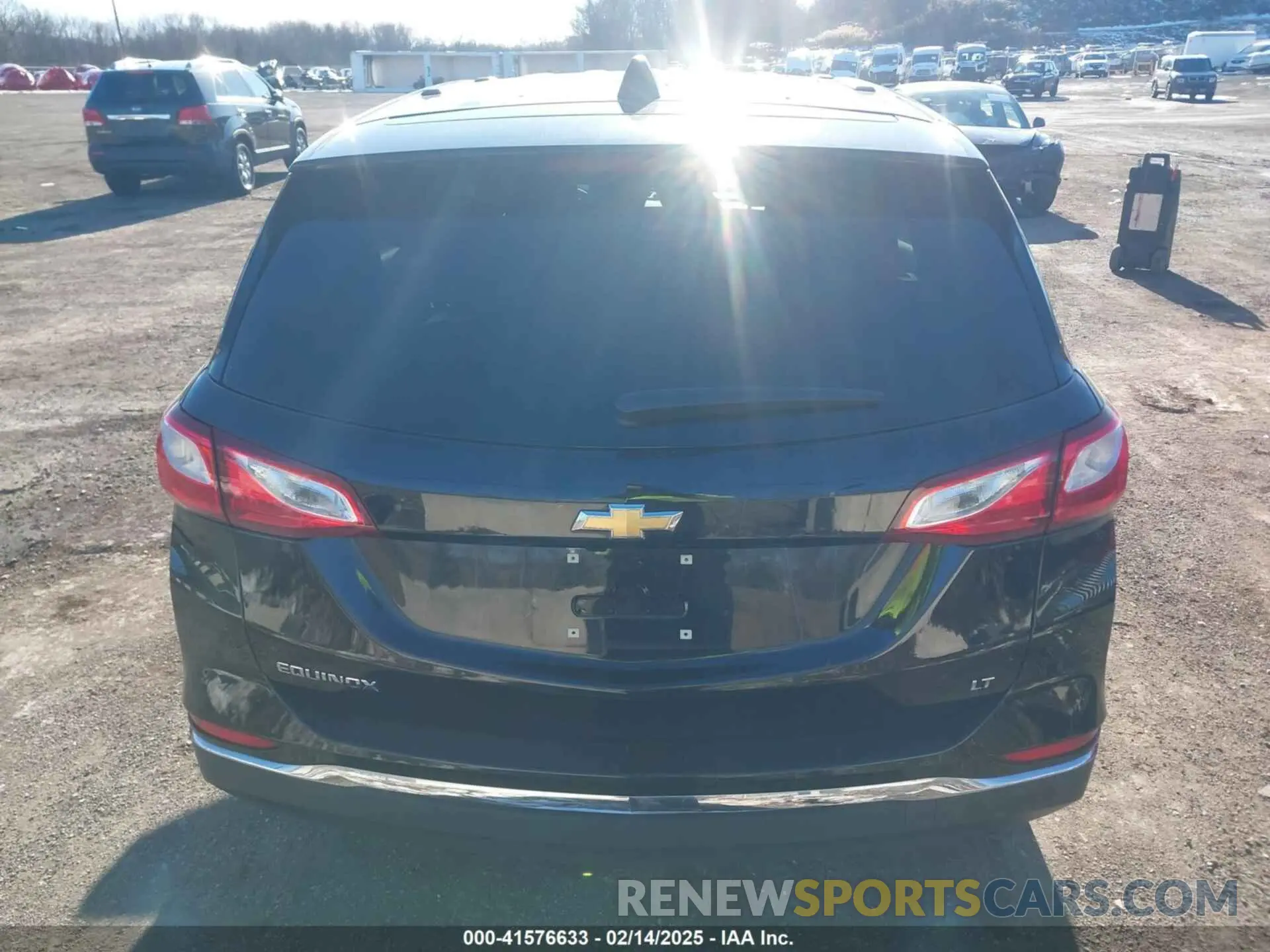 16 fotografías del automóvil dañado 2GNAXKEV4K6204575 CHEVROLET EQUINOX 2019