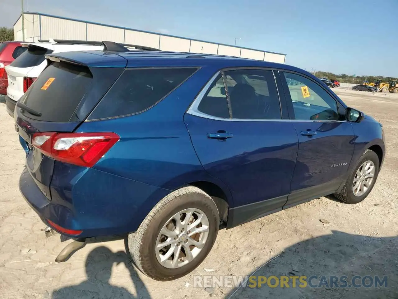 3 fotografías del automóvil dañado 2GNAXKEV4K6263013 CHEVROLET EQUINOX 2019