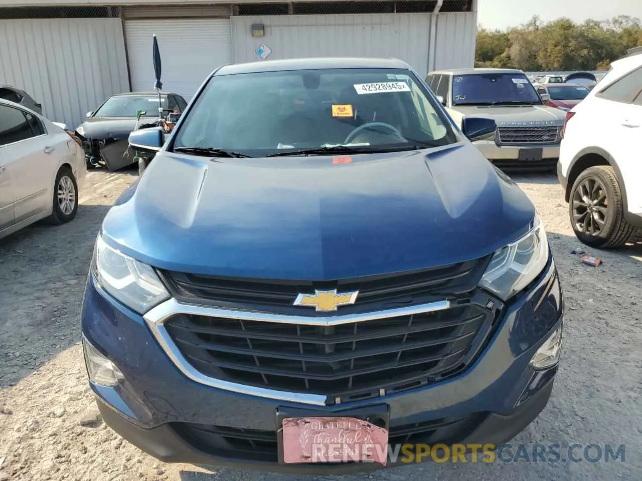 5 fotografías del automóvil dañado 2GNAXKEV4K6263013 CHEVROLET EQUINOX 2019