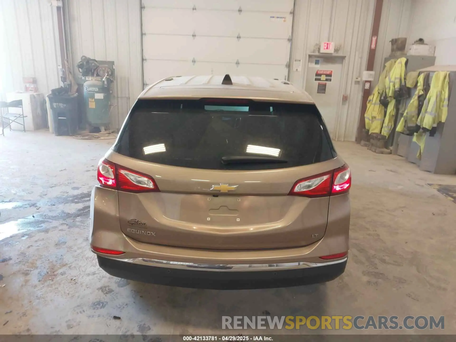 16 fotografías del automóvil dañado 2GNAXKEV4K6290731 CHEVROLET EQUINOX 2019