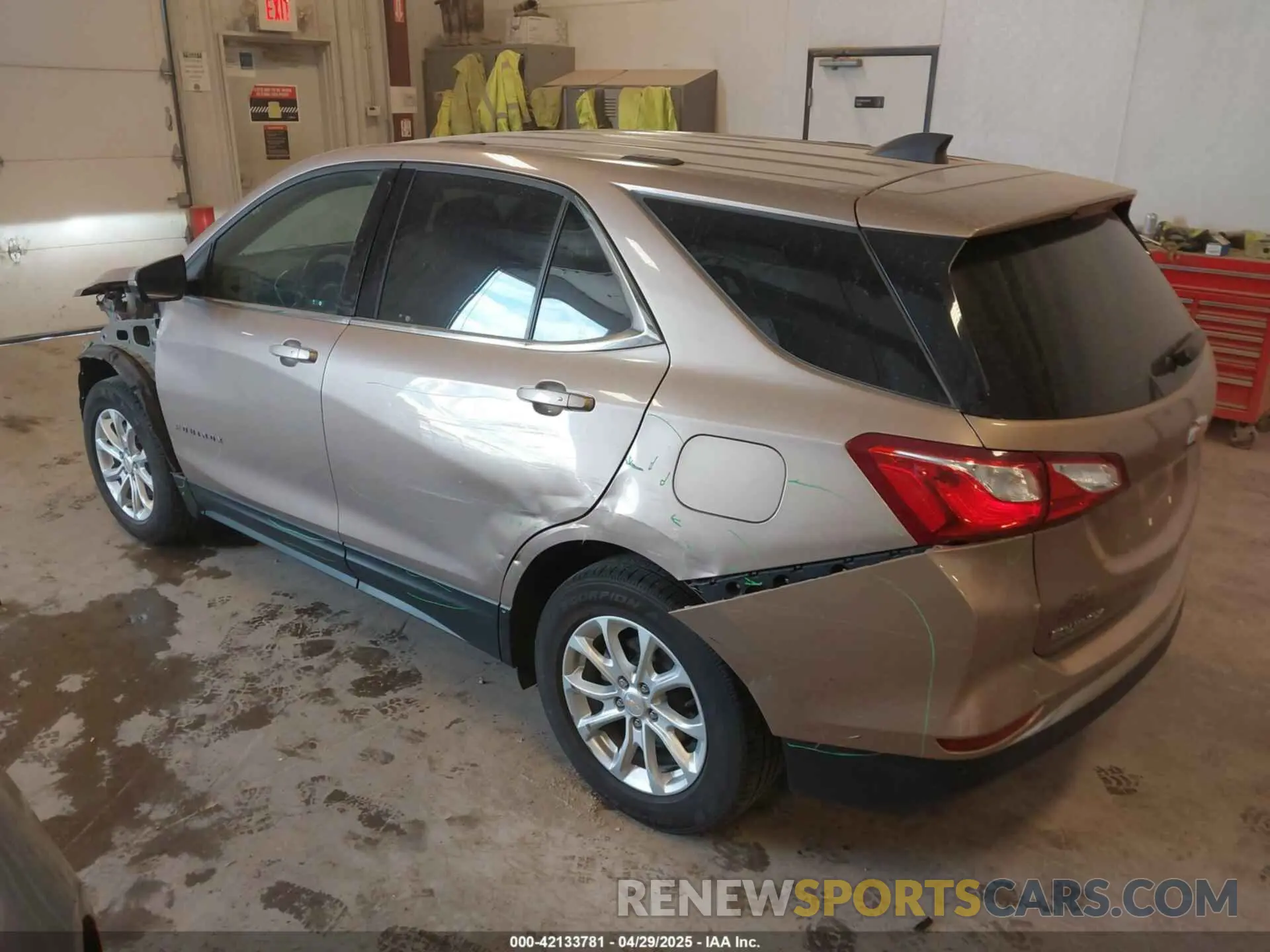 3 fotografías del automóvil dañado 2GNAXKEV4K6290731 CHEVROLET EQUINOX 2019