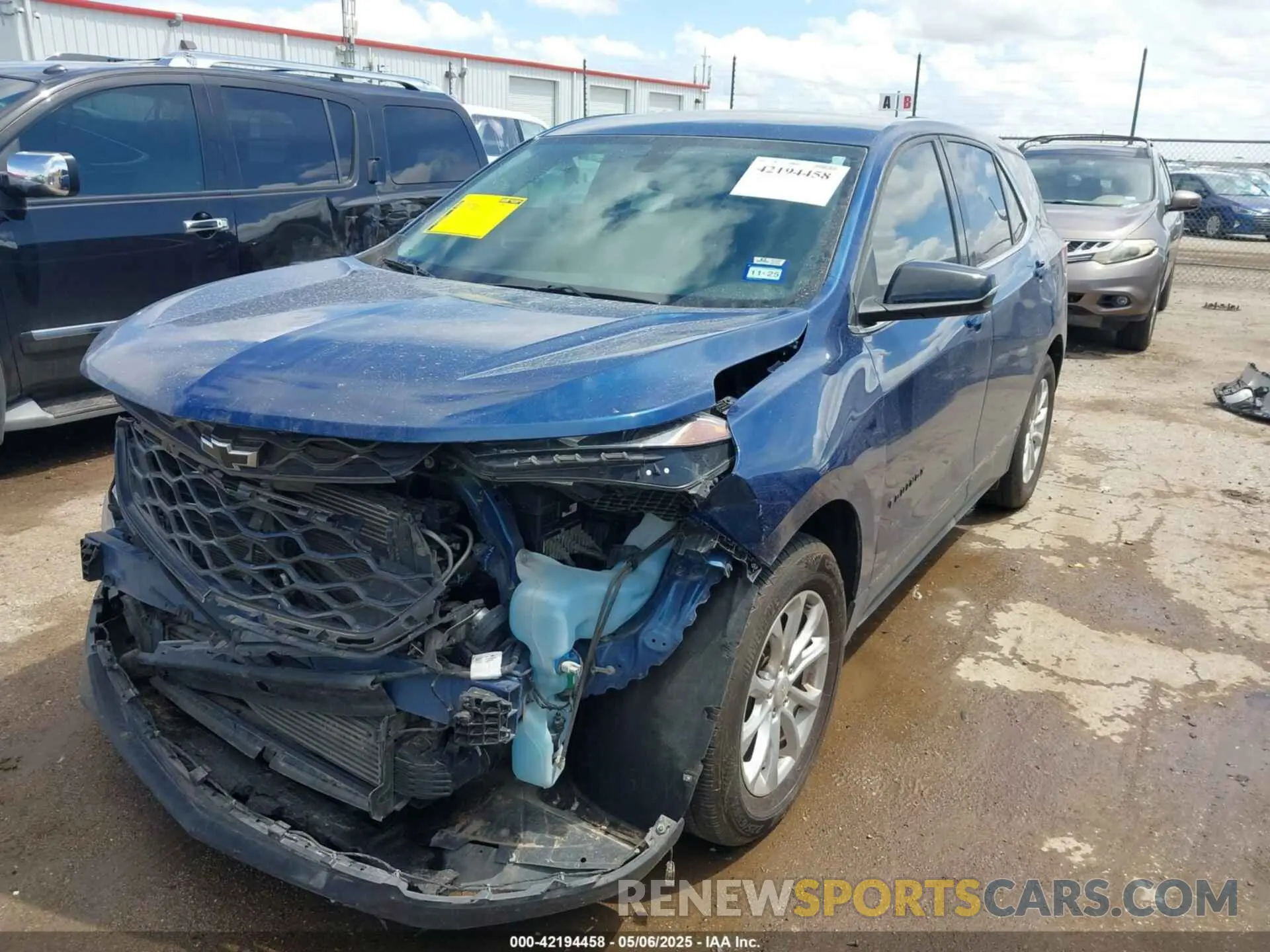 2 fotografías del automóvil dañado 2GNAXKEV4K6300688 CHEVROLET EQUINOX 2019