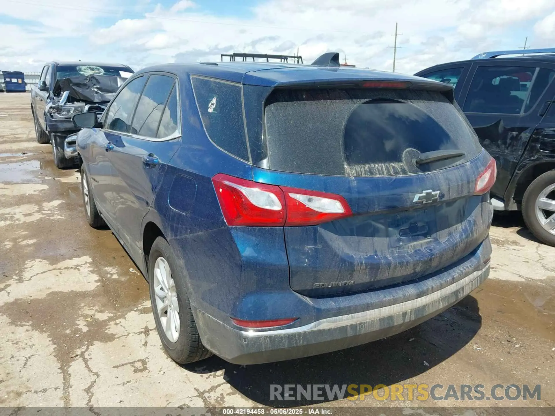 3 fotografías del automóvil dañado 2GNAXKEV4K6300688 CHEVROLET EQUINOX 2019