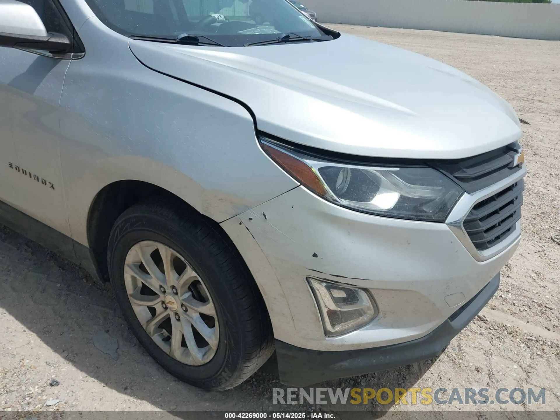 6 fotografías del automóvil dañado 2GNAXKEV5K6134181 CHEVROLET EQUINOX 2019