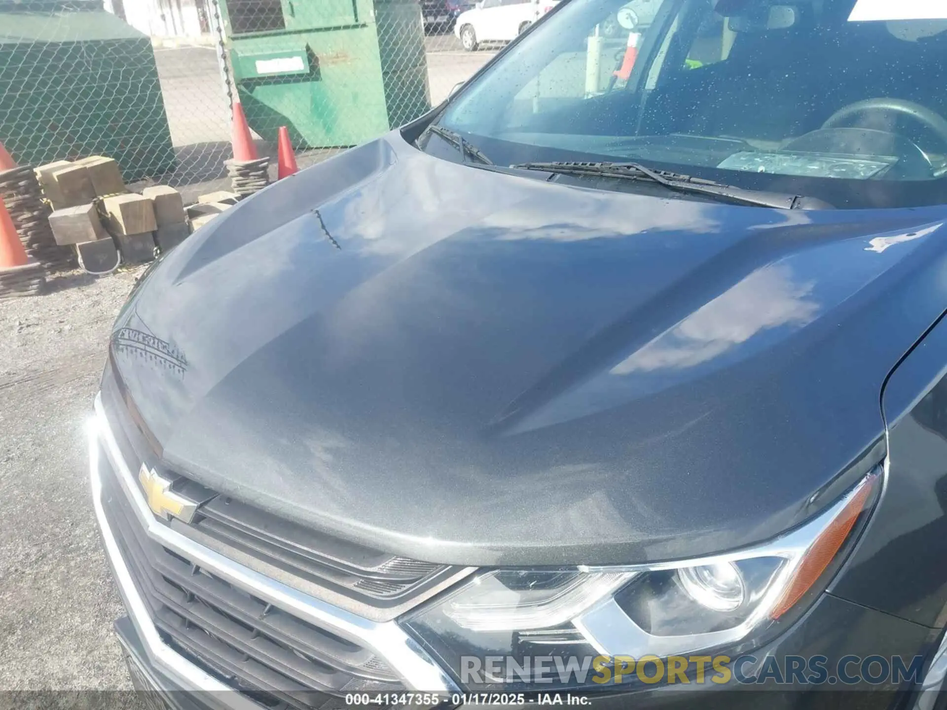 18 fotografías del automóvil dañado 2GNAXKEV5K6142393 CHEVROLET EQUINOX 2019