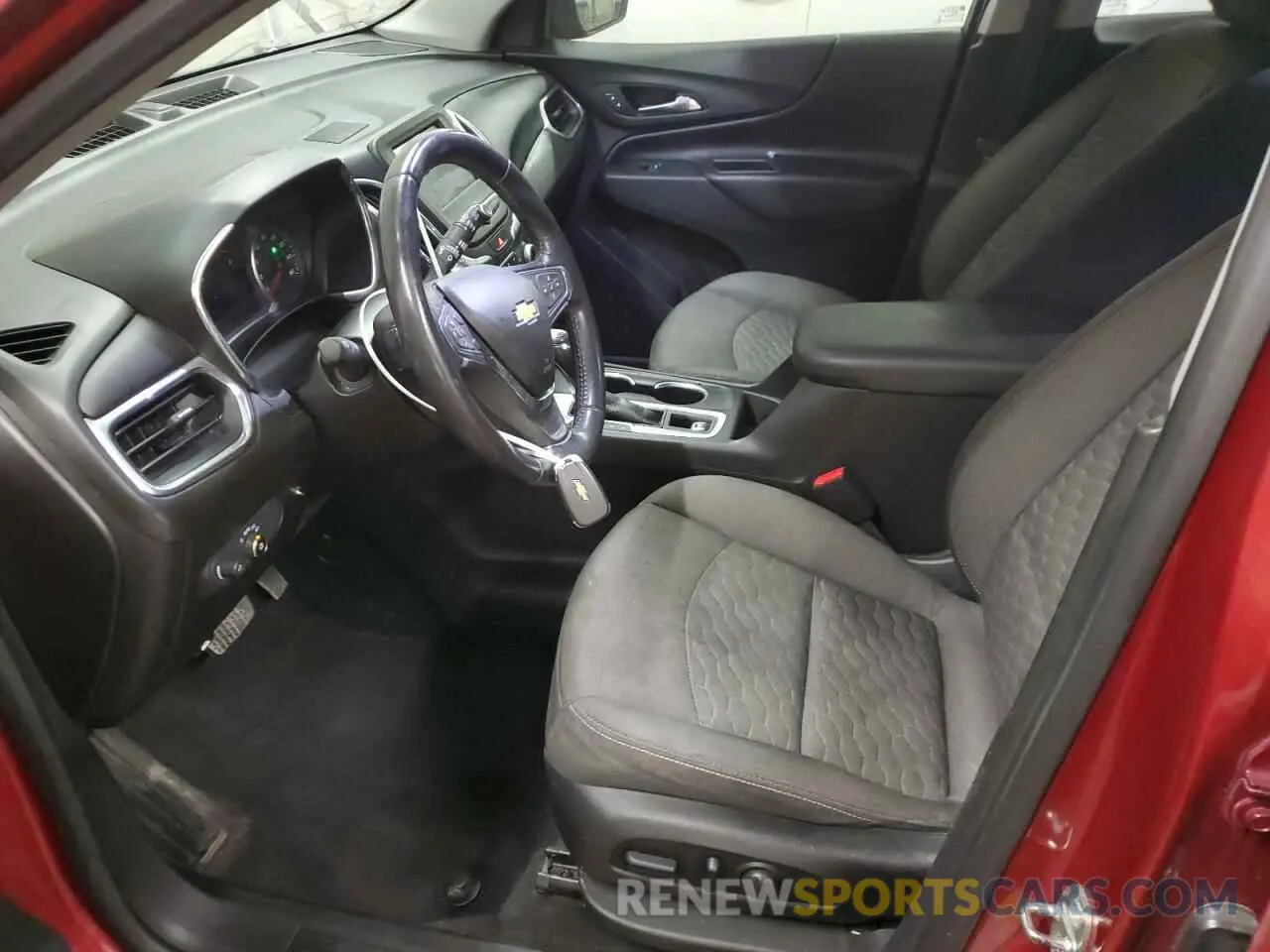 7 fotografías del automóvil dañado 2GNAXKEV5K6158660 CHEVROLET EQUINOX 2019