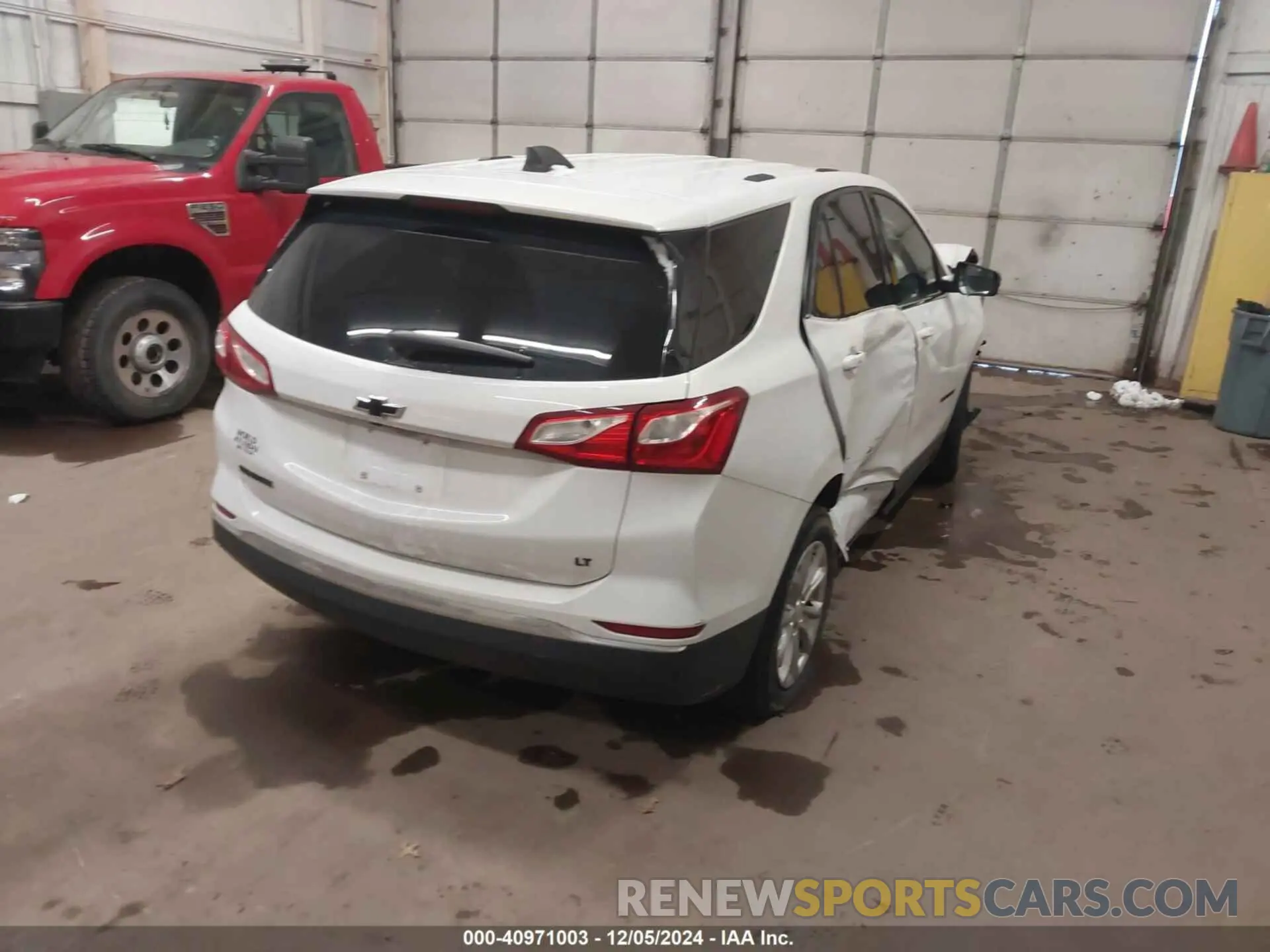 4 fotografías del automóvil dañado 2GNAXKEV5K6160246 CHEVROLET EQUINOX 2019