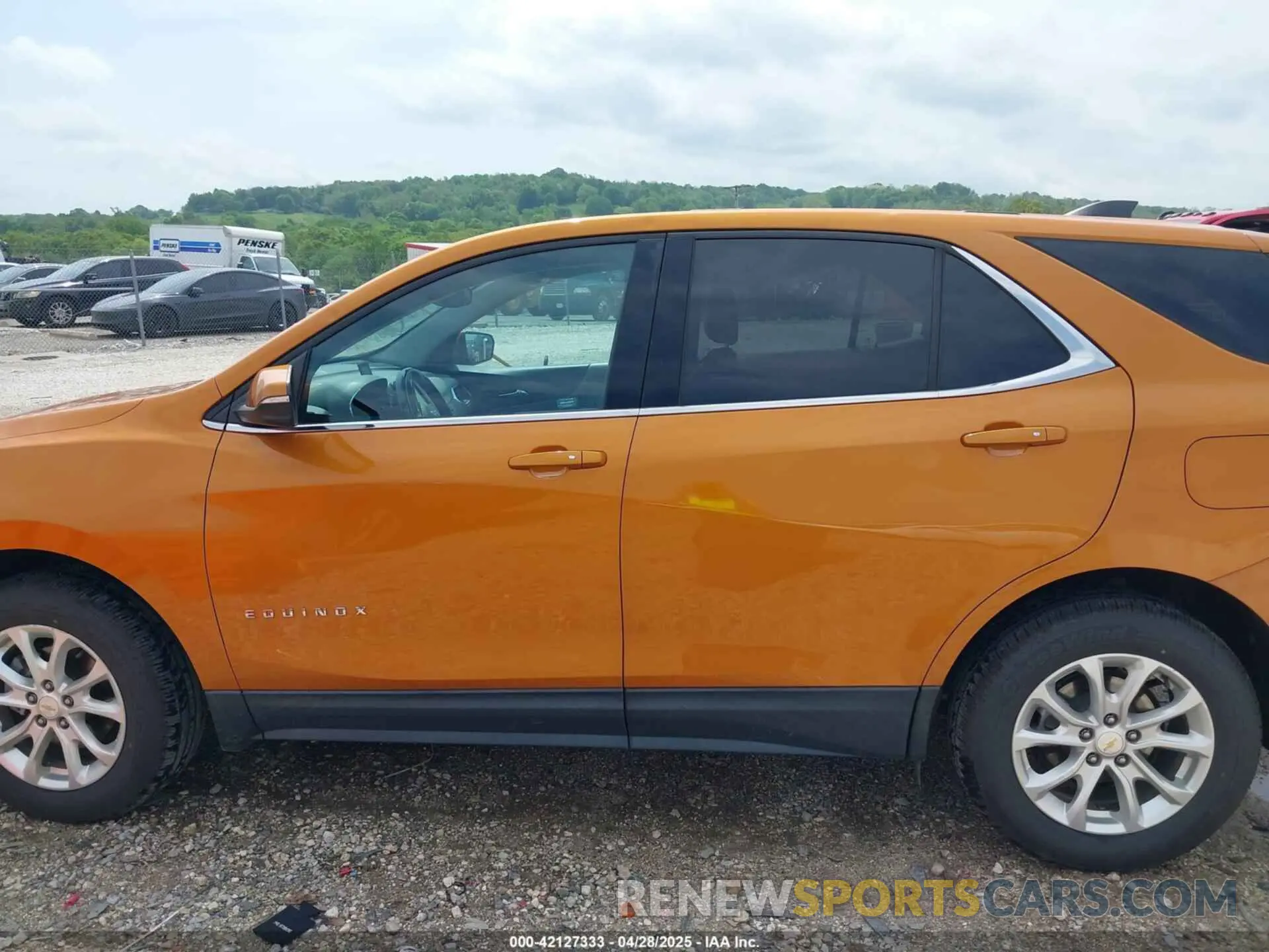 14 fotografías del automóvil dañado 2GNAXKEV5K6197152 CHEVROLET EQUINOX 2019