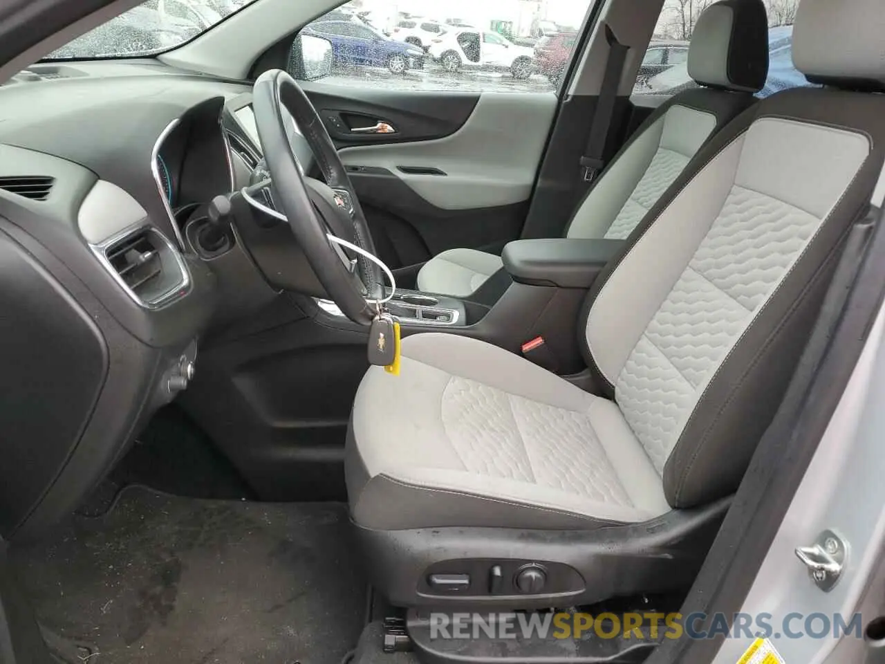 7 fotografías del automóvil dañado 2GNAXKEV5K6205489 CHEVROLET EQUINOX 2019