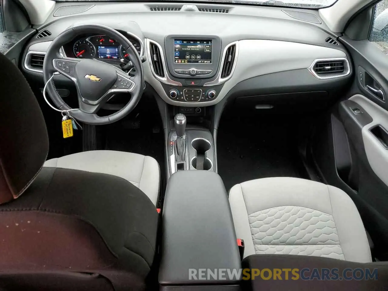 8 fotografías del automóvil dañado 2GNAXKEV5K6205489 CHEVROLET EQUINOX 2019